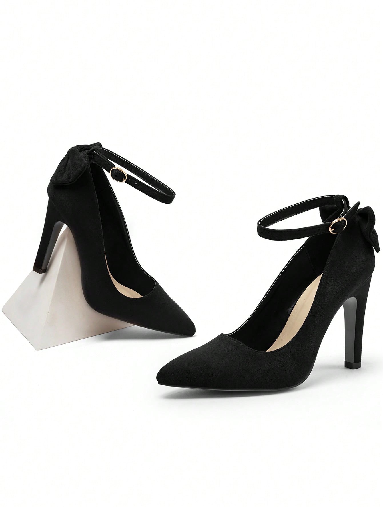 In Black and White Women Pumps