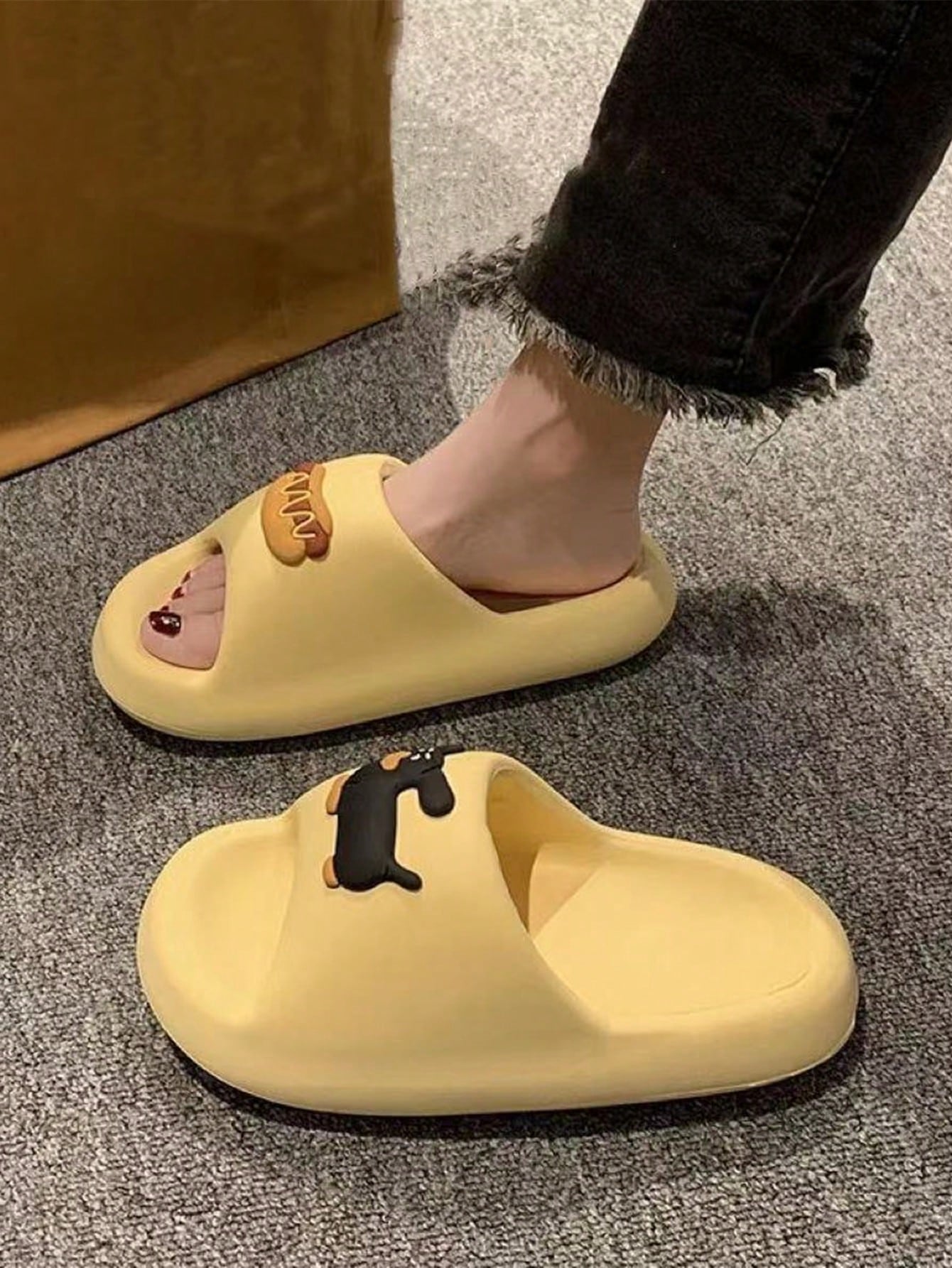 In Yellow Women Slippers