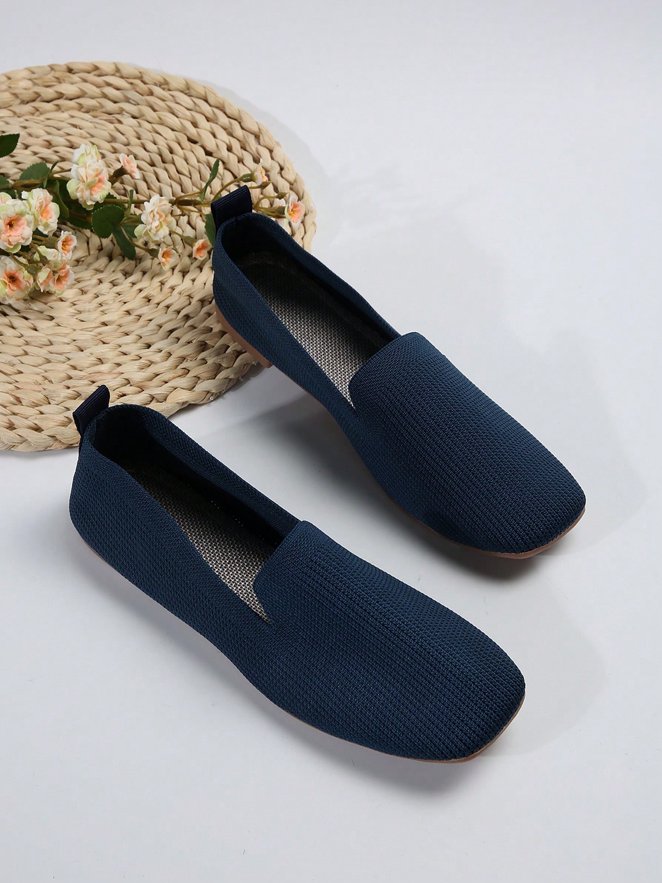 Women Flats