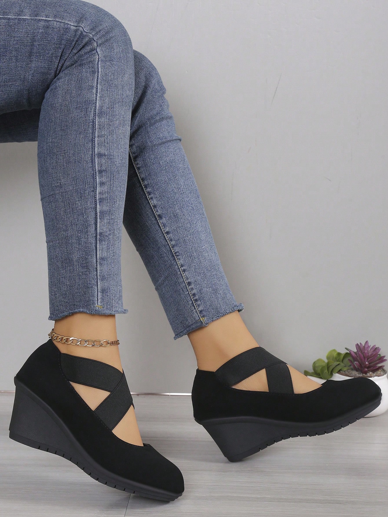 In Black Women Wedges & Flatform