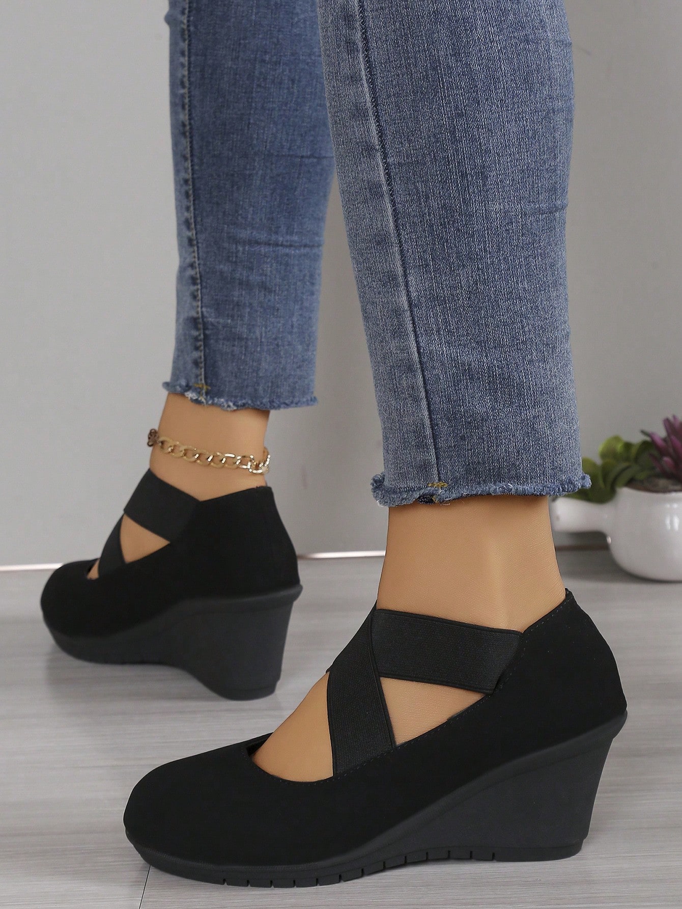 In Black Women Wedges & Flatform