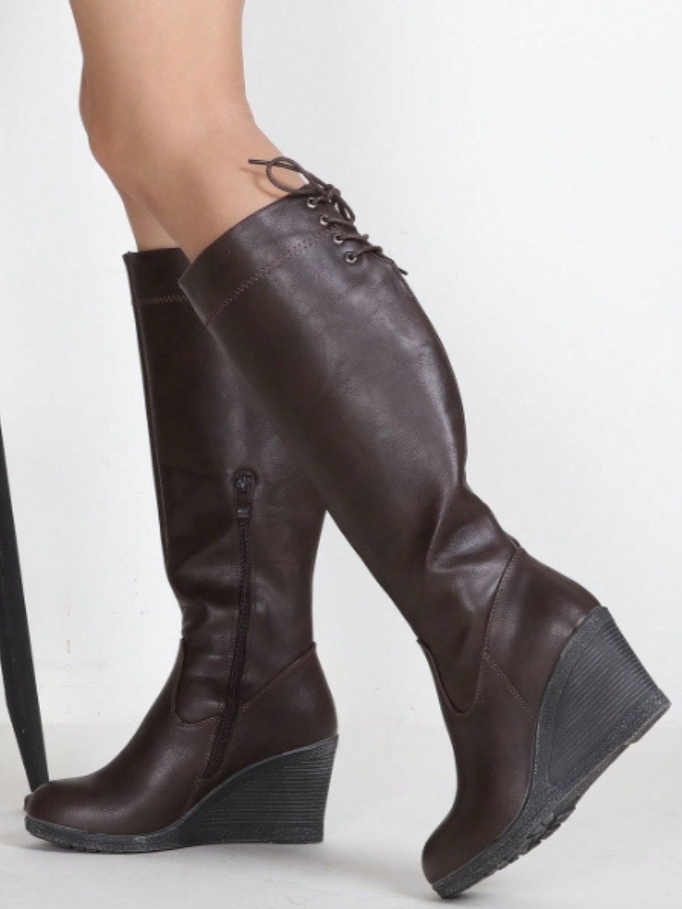 In Coffee Brown Women Fashion Boots