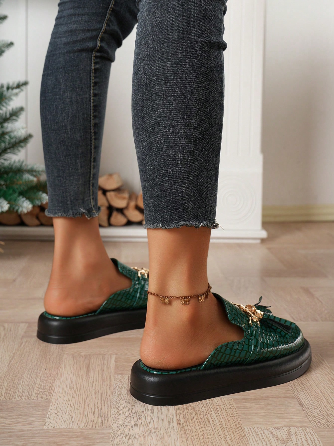 In Dark Green Women Shoes