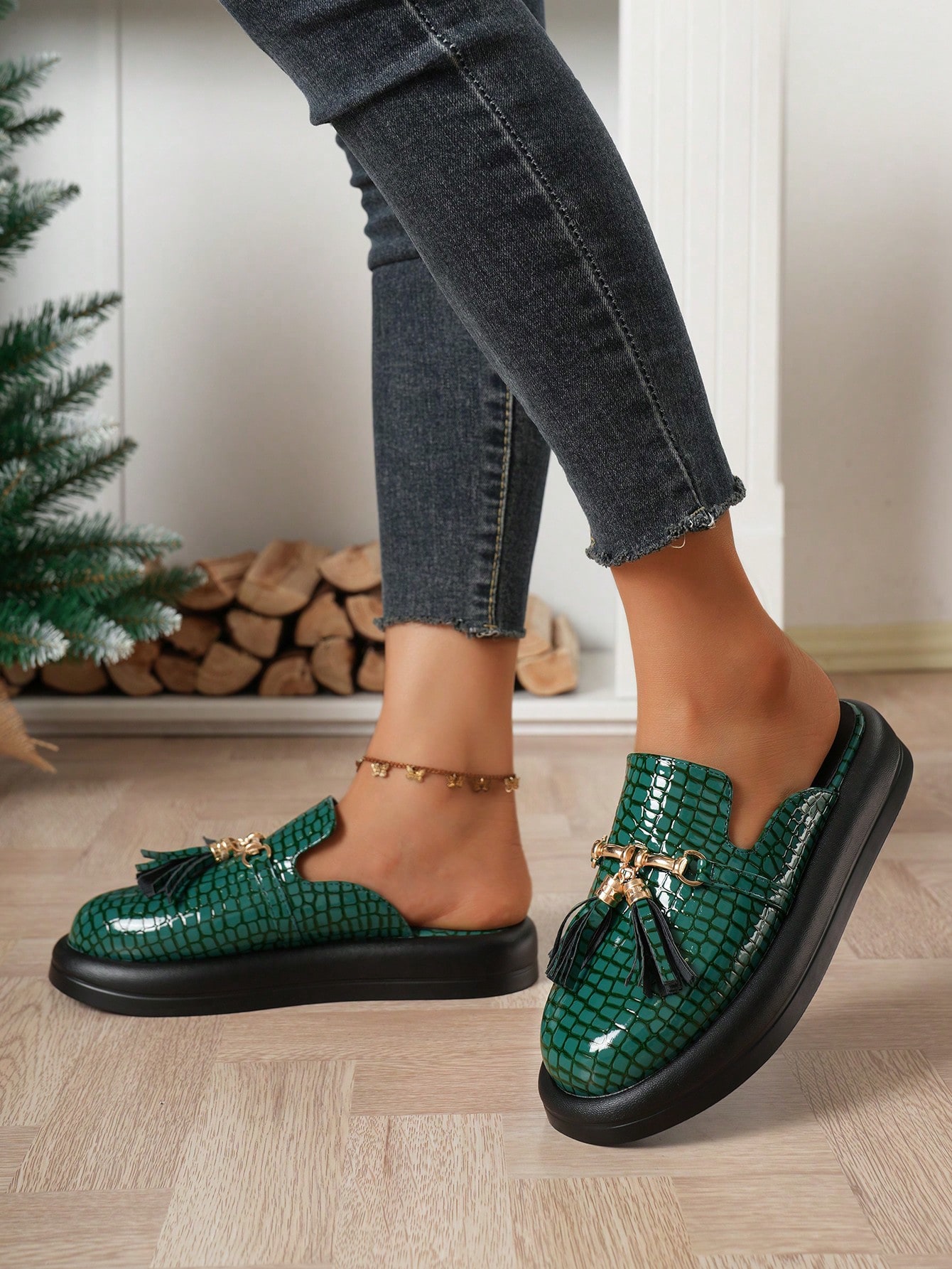 In Dark Green Women Shoes