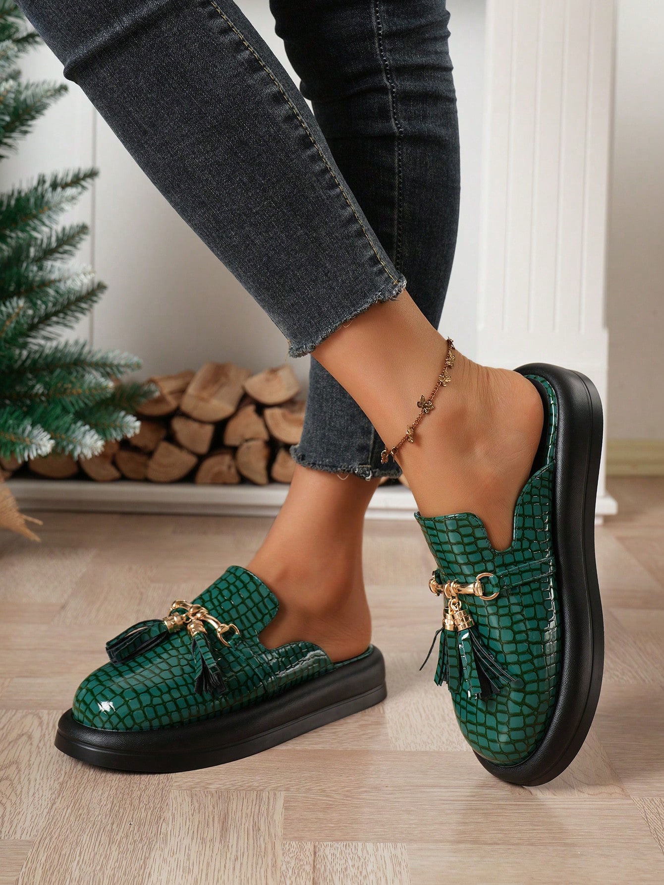 In Dark Green Women Shoes