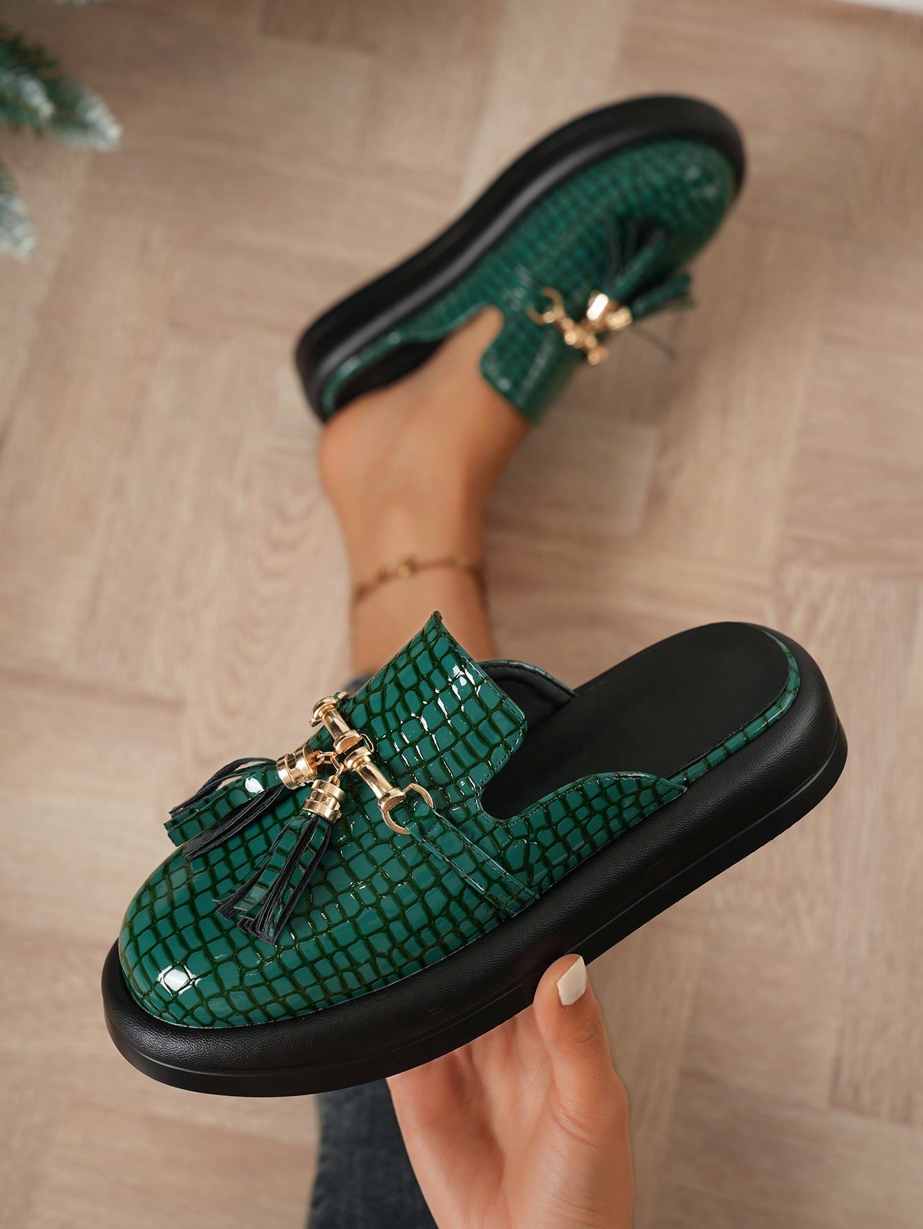 In Dark Green Women Shoes