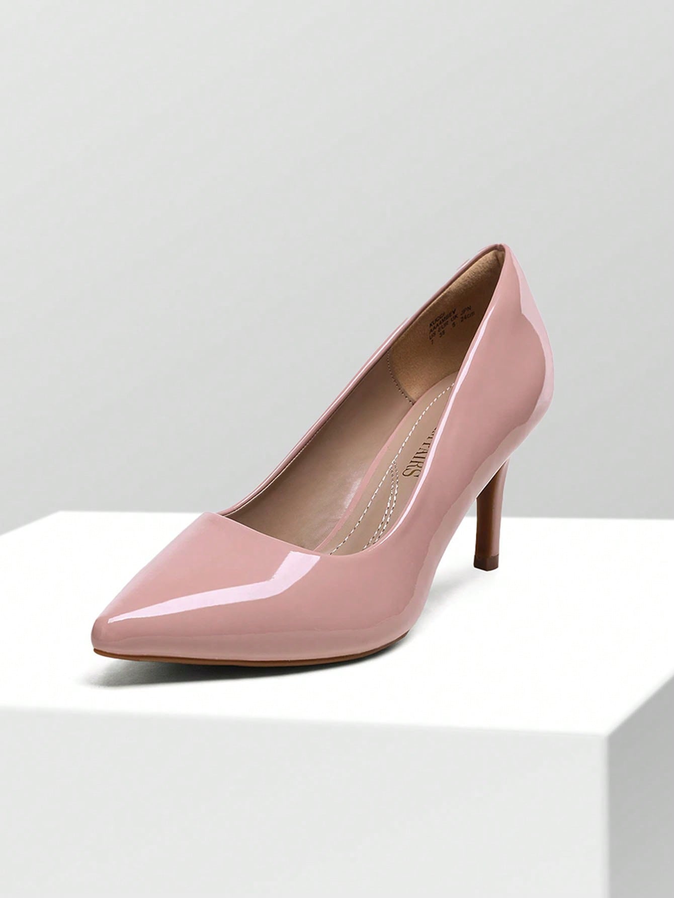 In Pink Women Pumps