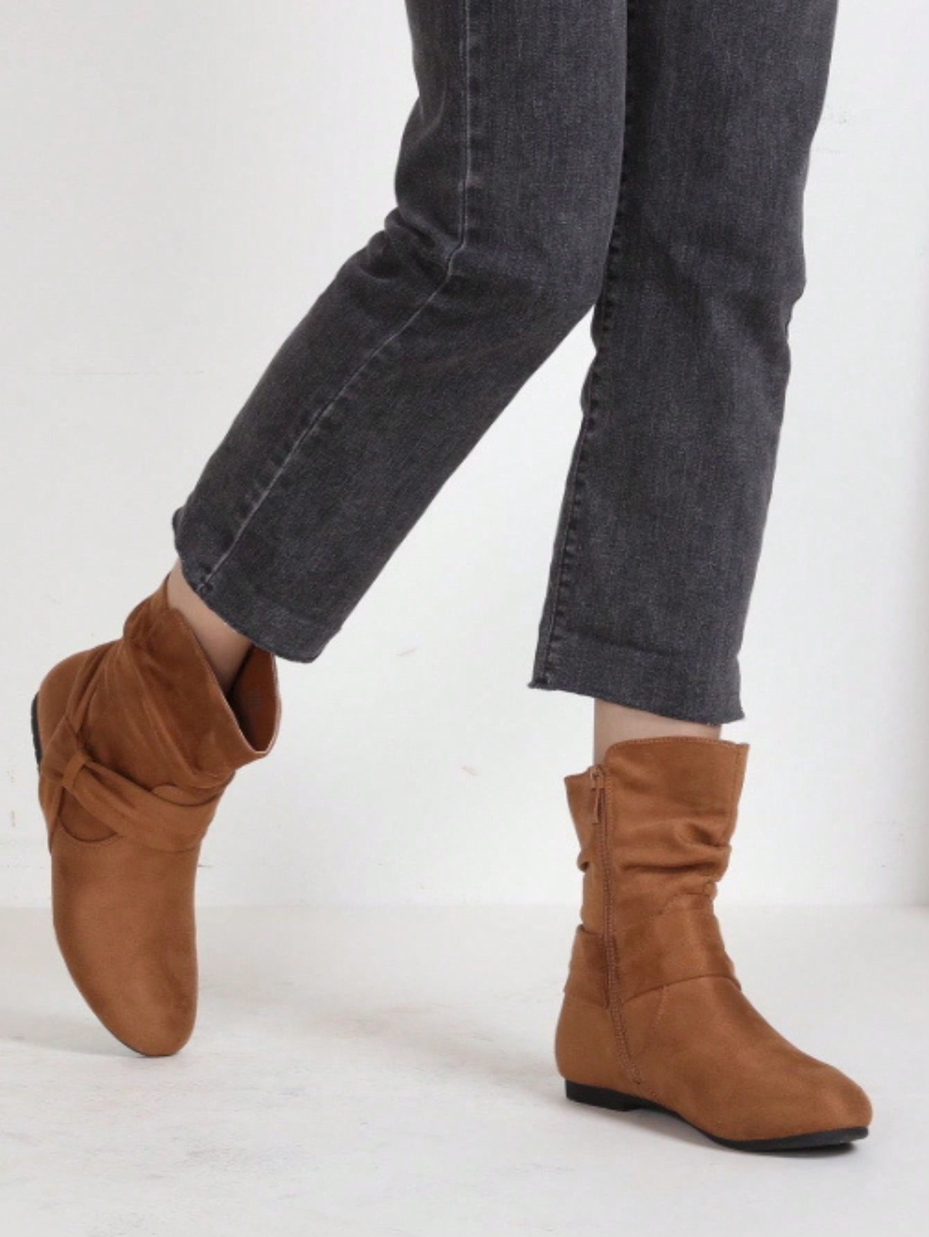 In Camel Women Fashion Boots