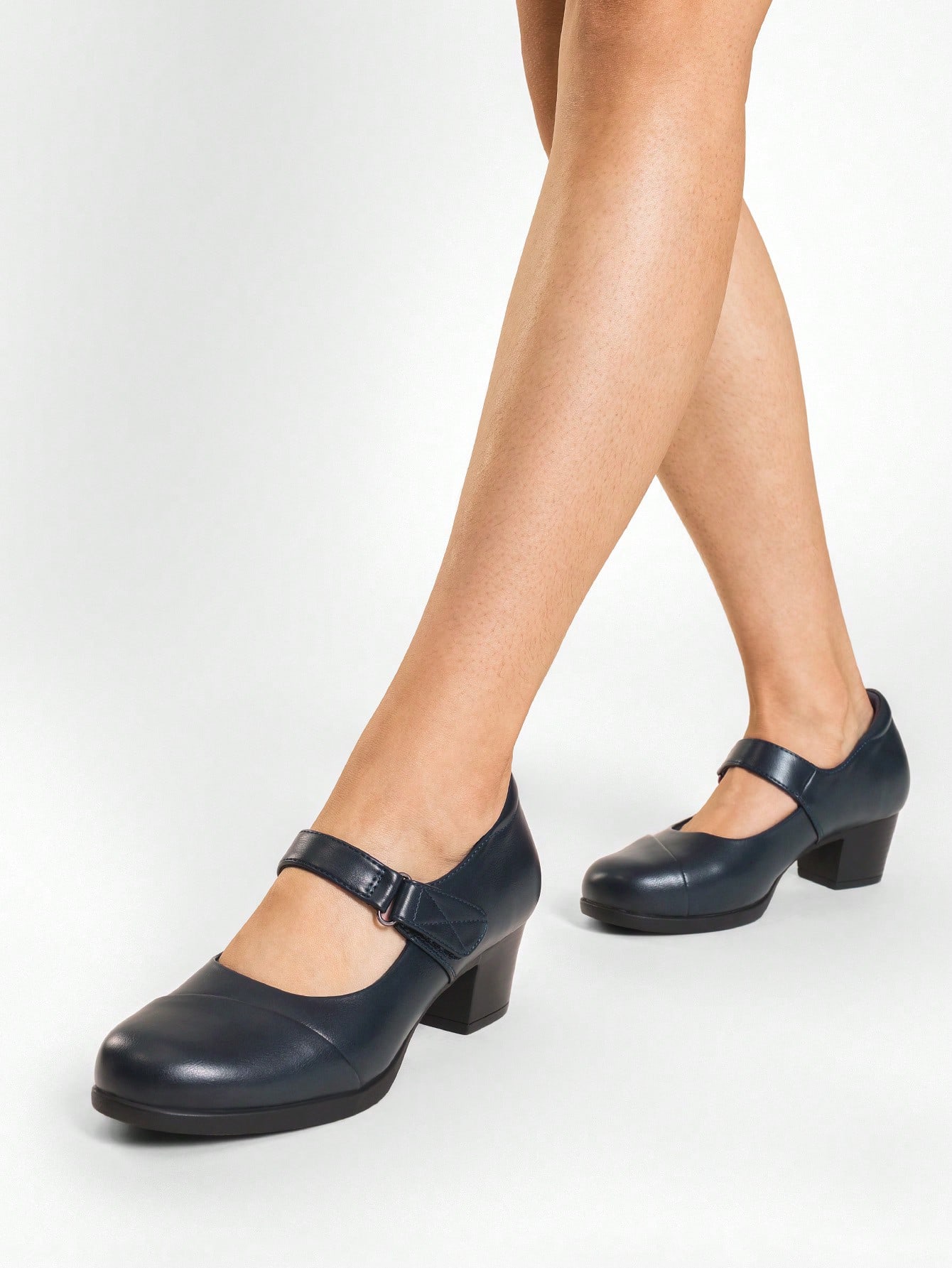 In Navy Blue Women Pumps