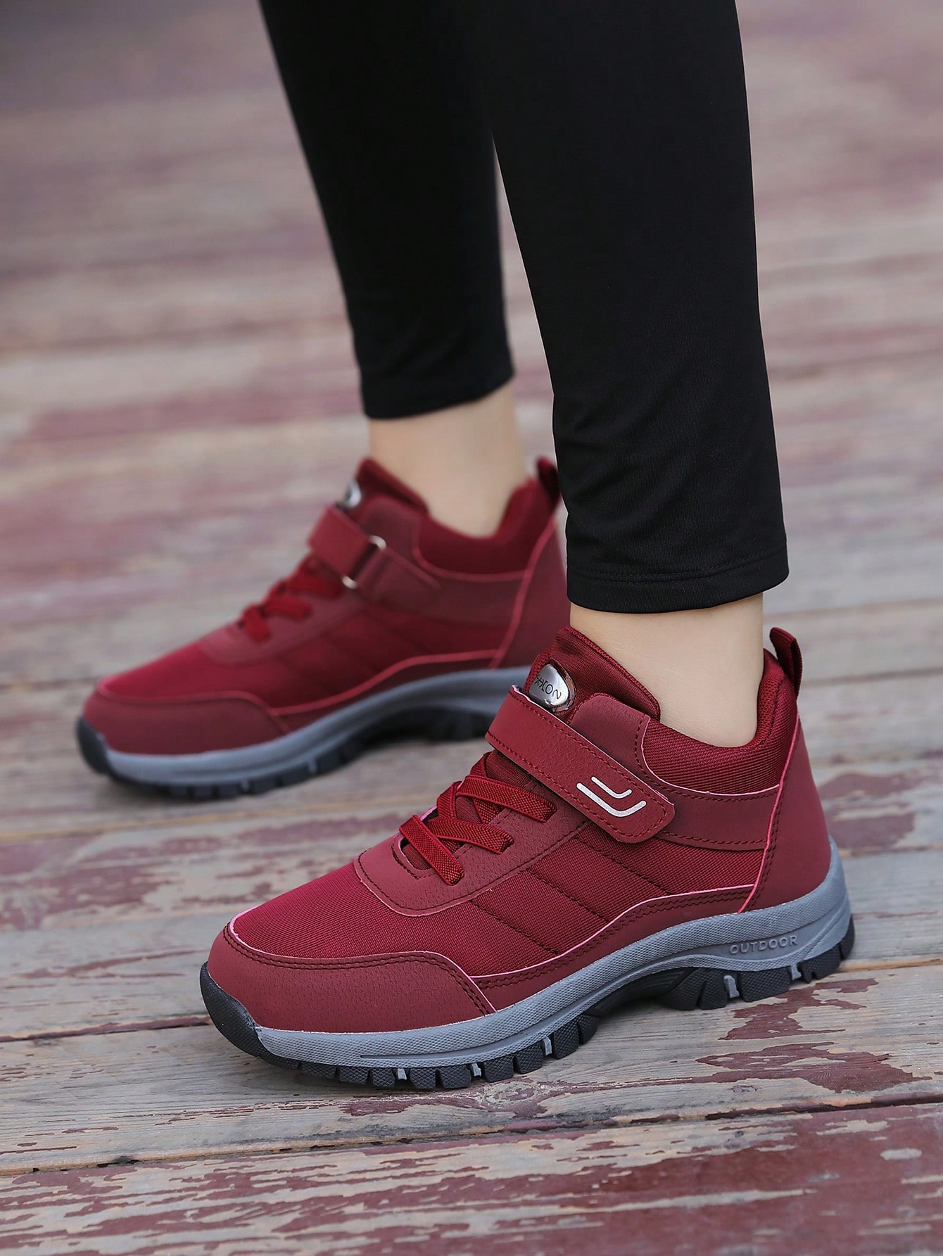 In Burgundy Women Shoes