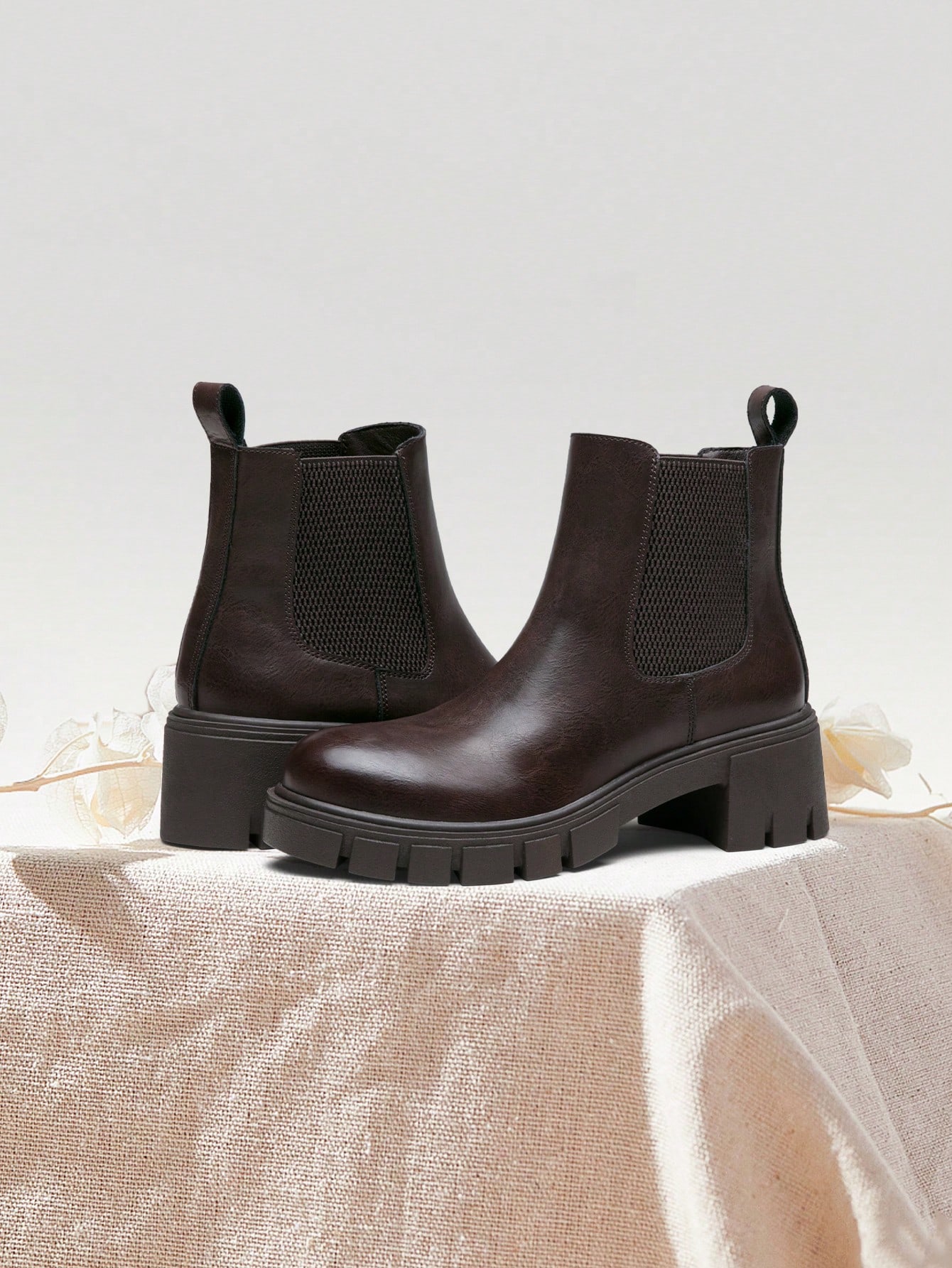 In Rust Brown Women Fashion Boots