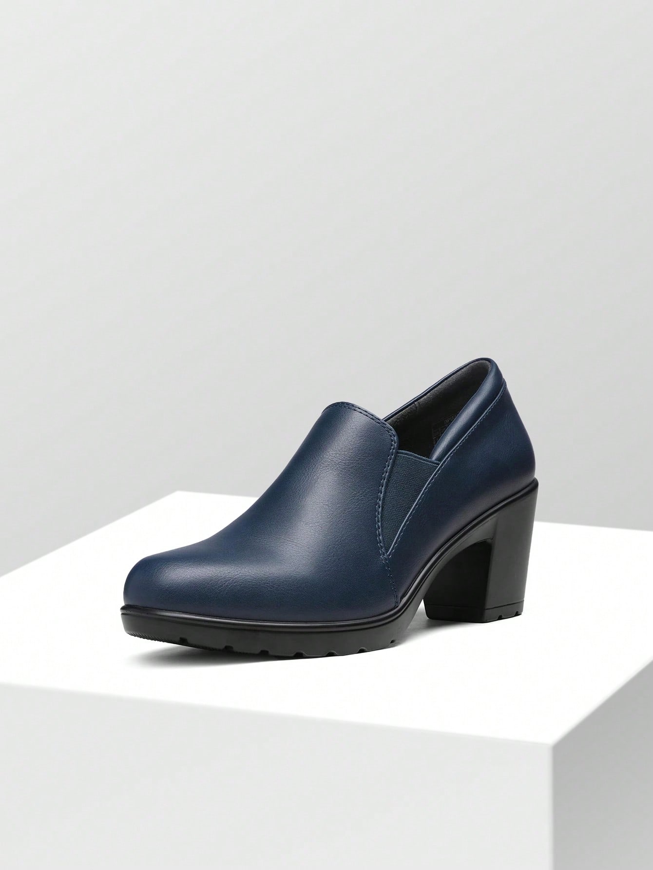 In Navy Blue Women Pumps