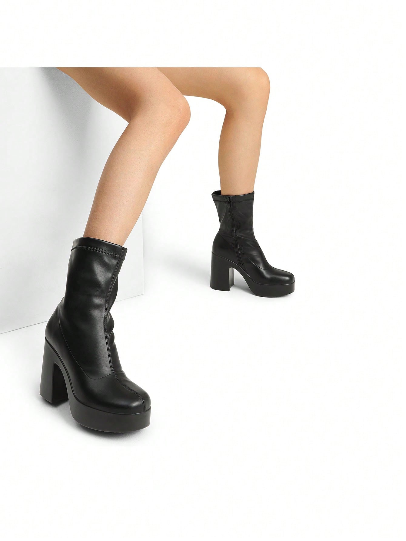 Women Mid-Calf Boots