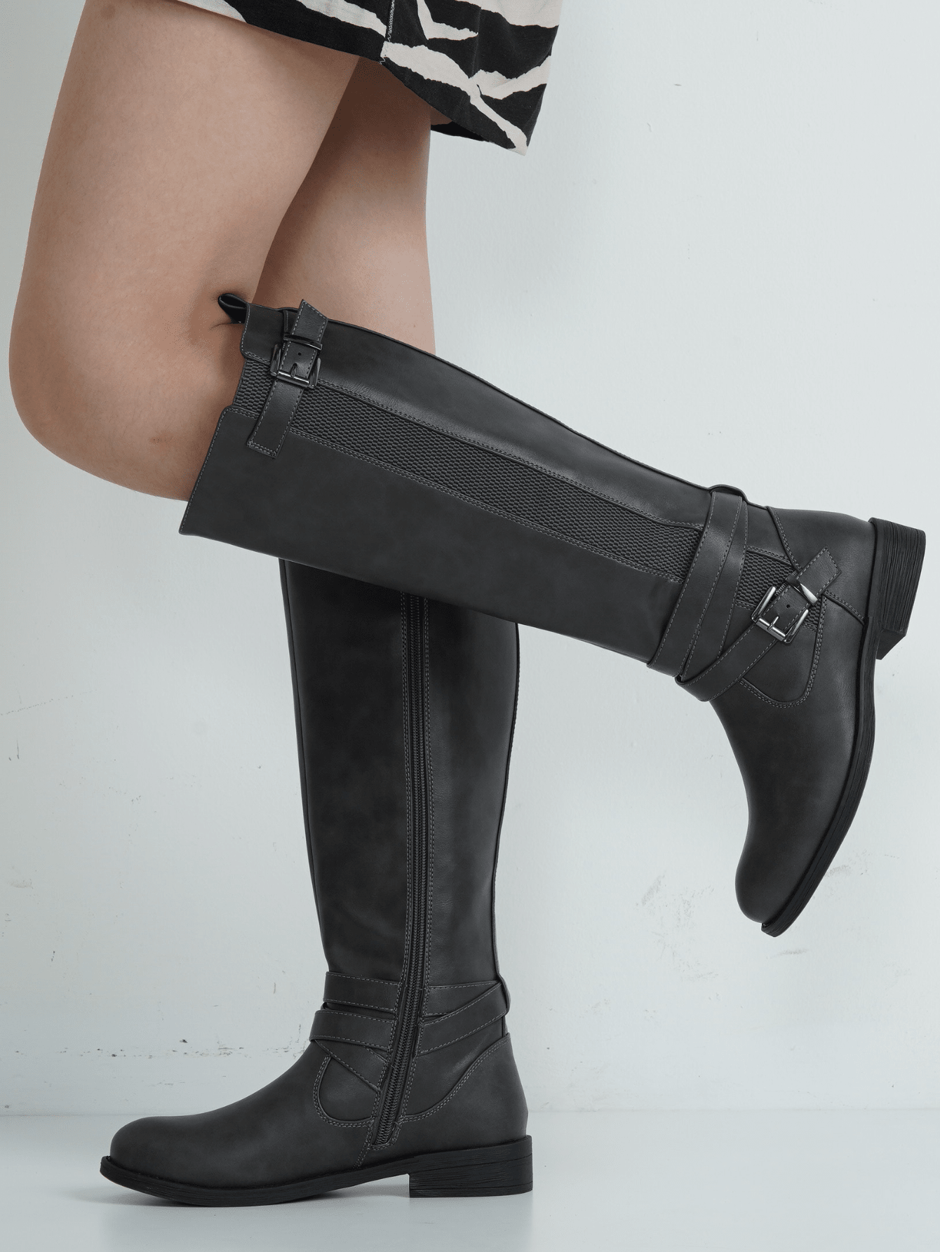 In Grey Women Fashion Boots