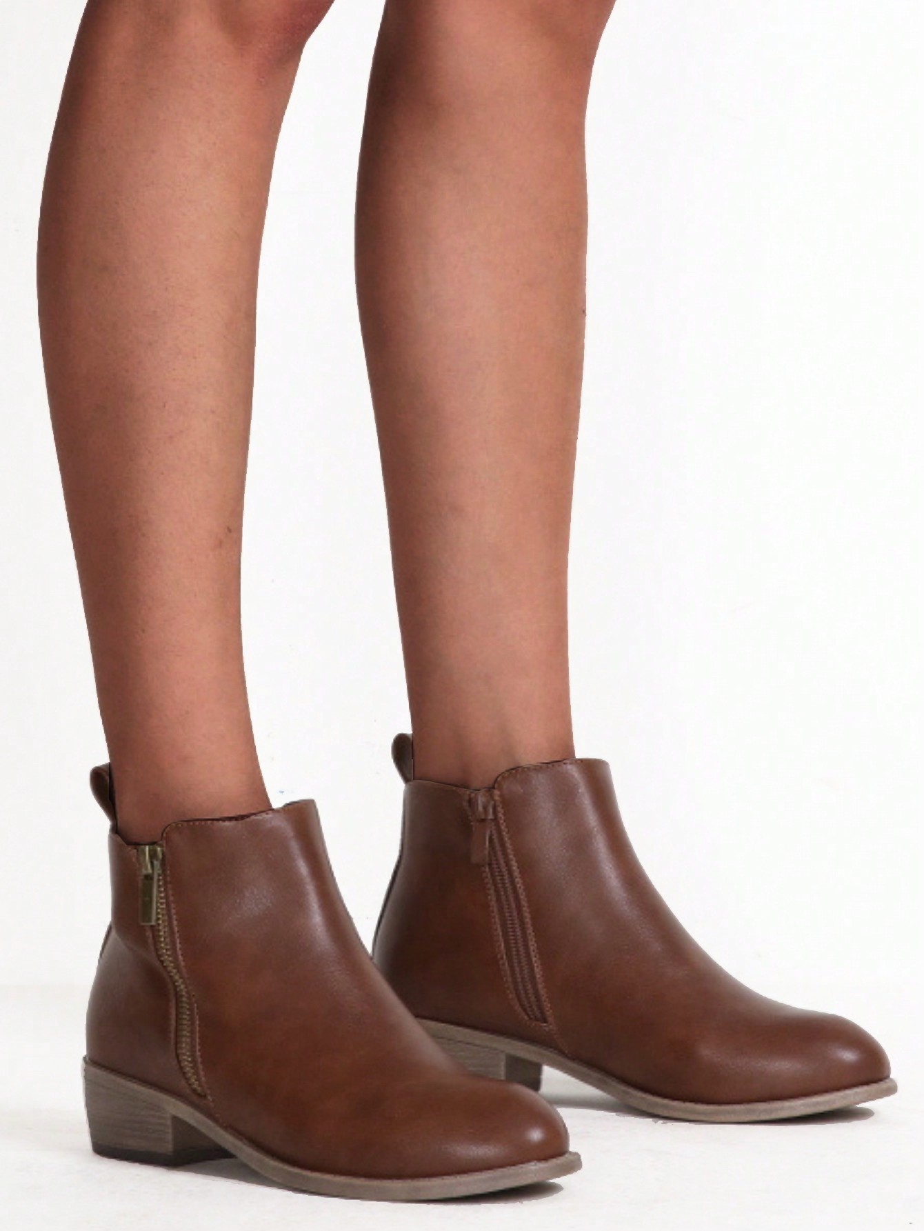 In Coffee Brown Women Fashion Boots