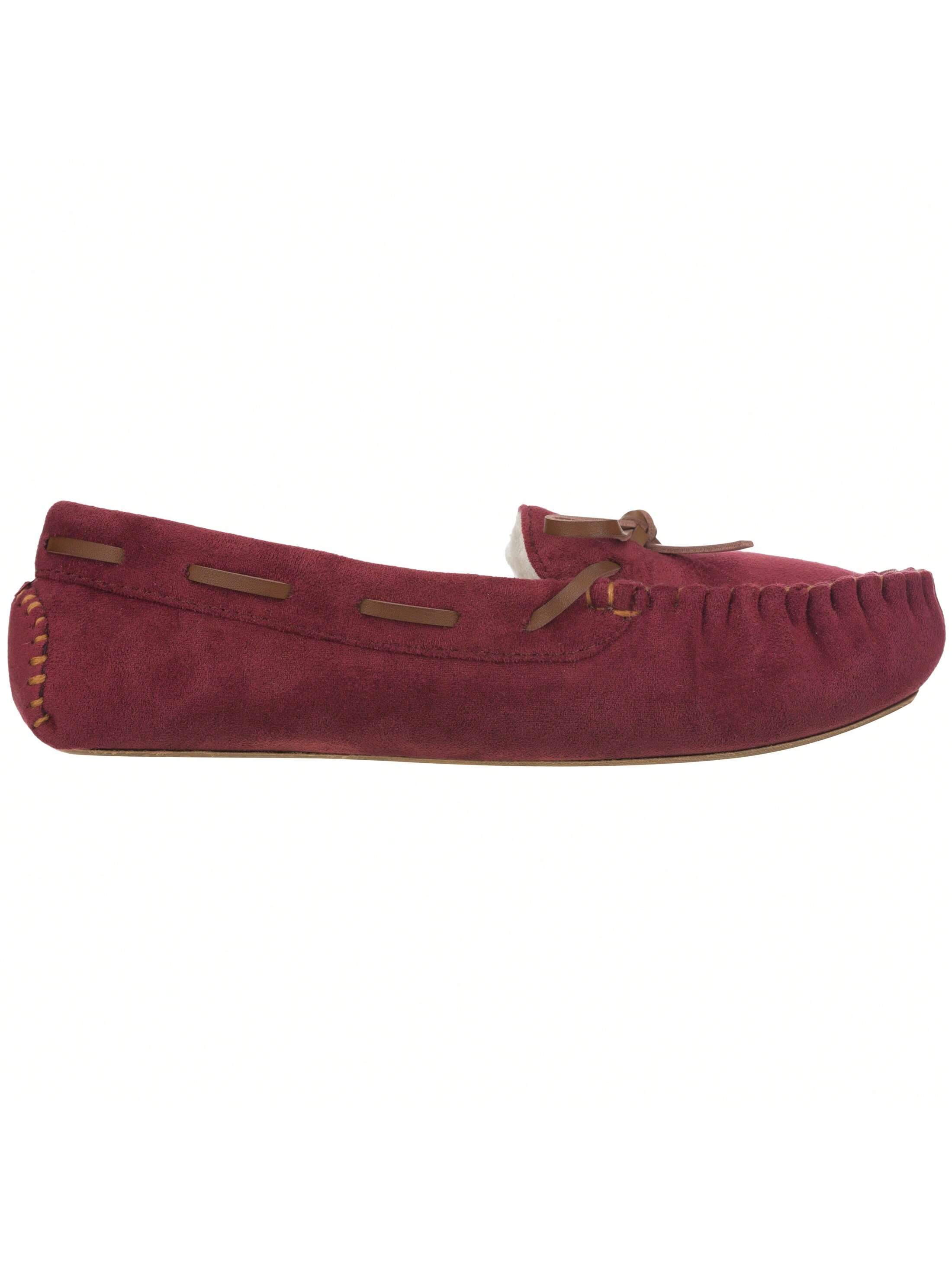 In Burgundy Women Flats