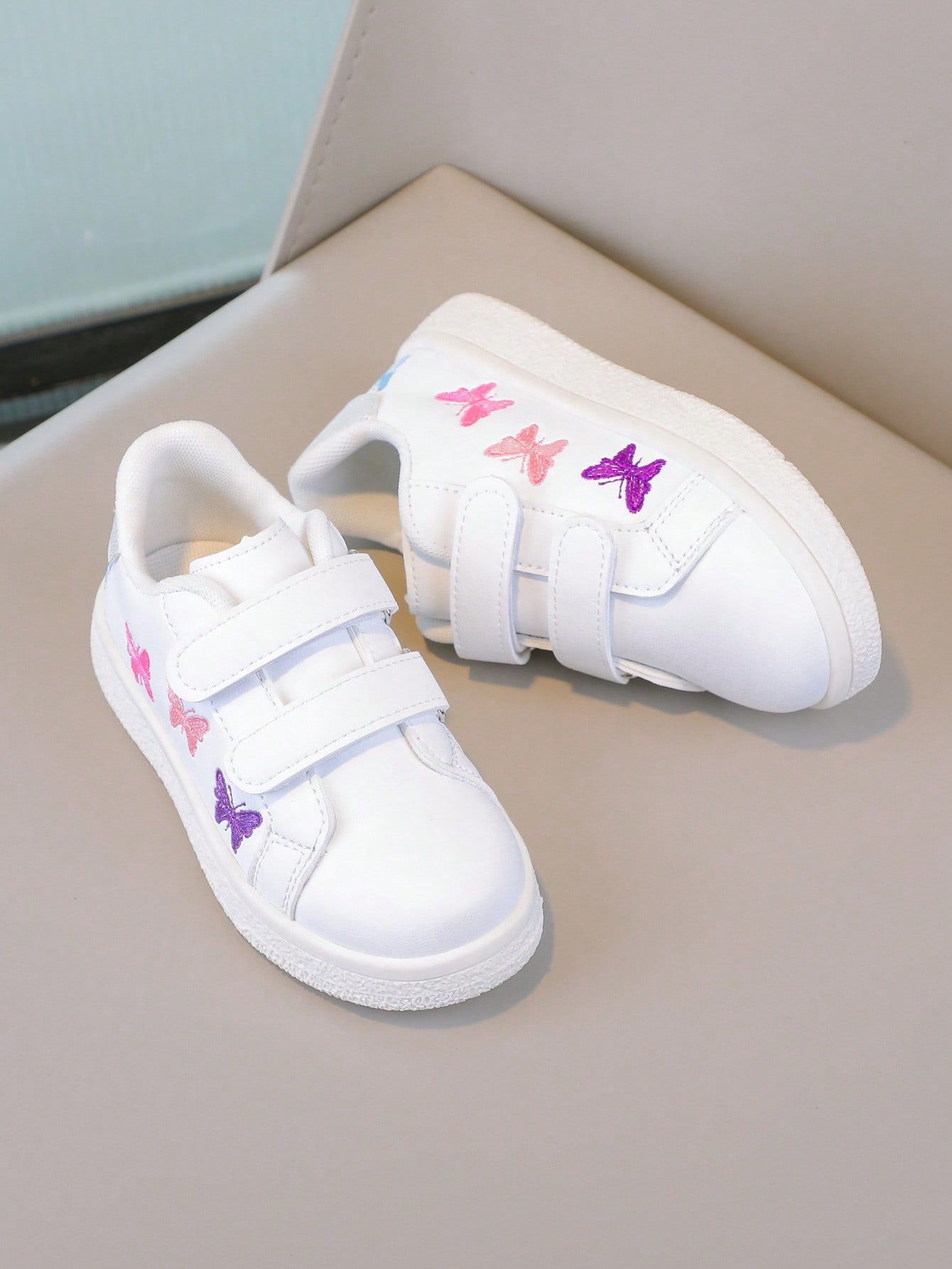 Kids Sneakers