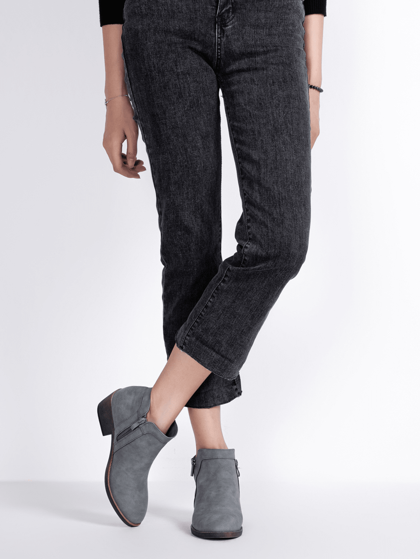 In Grey Women Ankle Boots & Booties