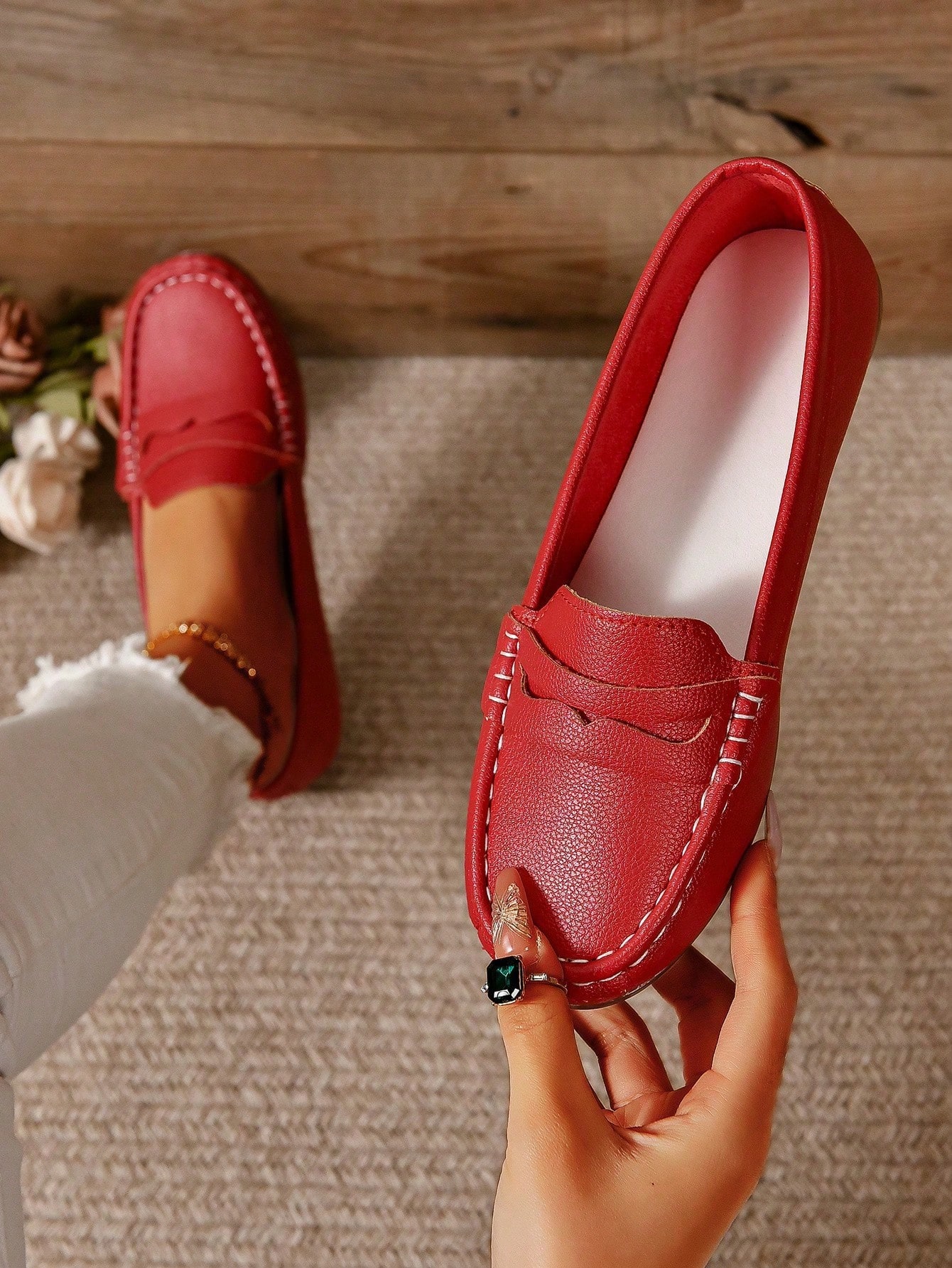 In Burgundy Women Flats