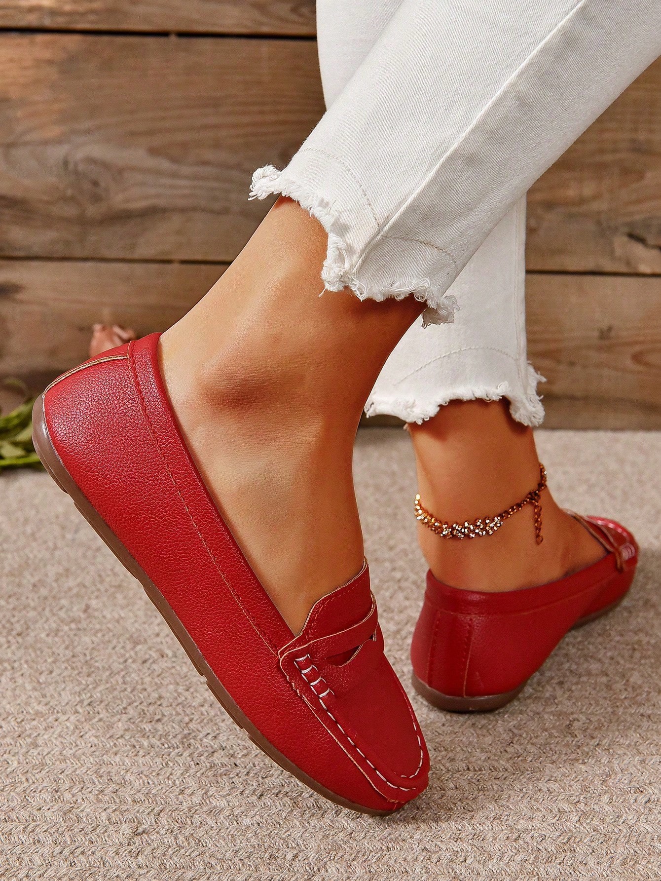 In Burgundy Women Flats