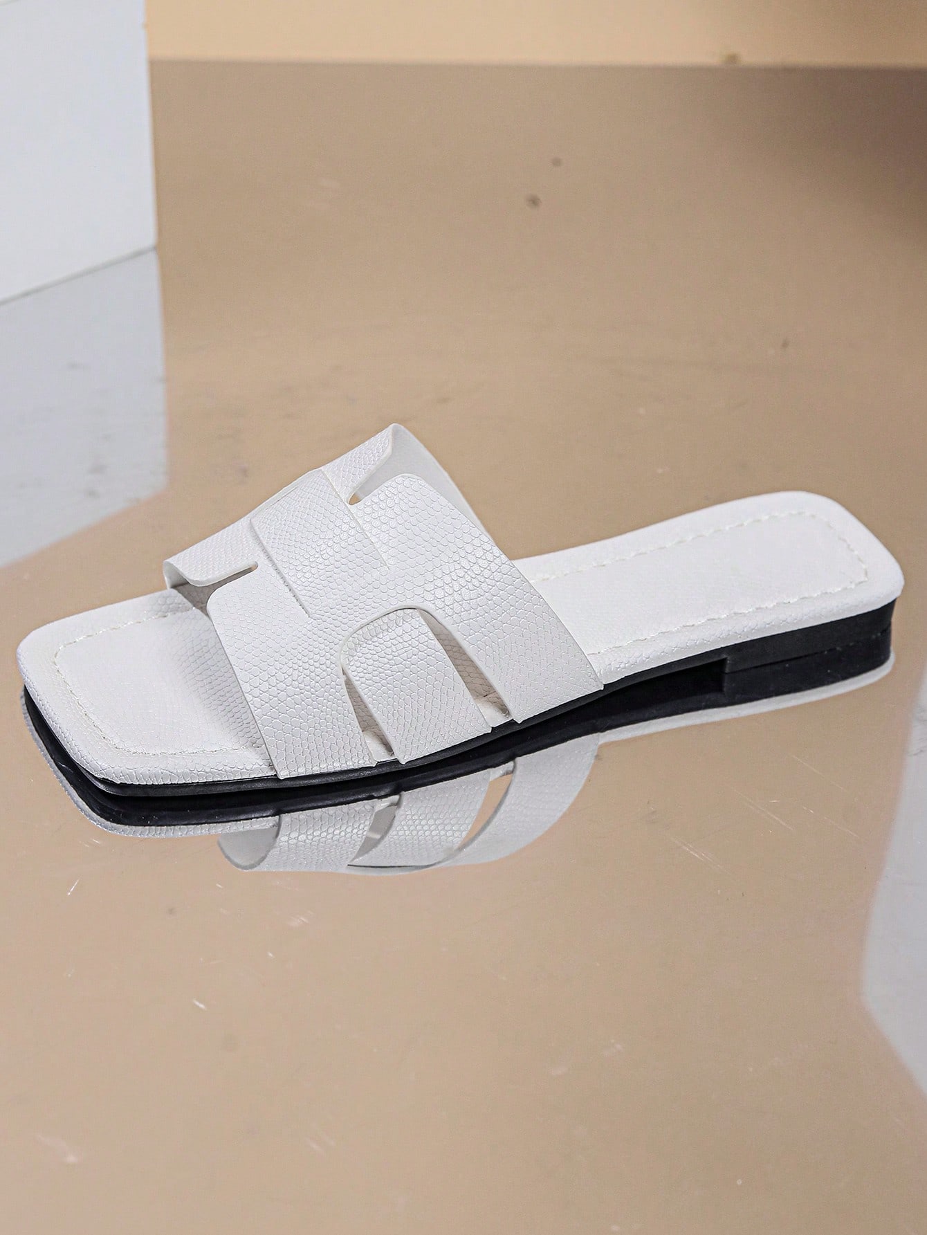 Teen Flat Sandals