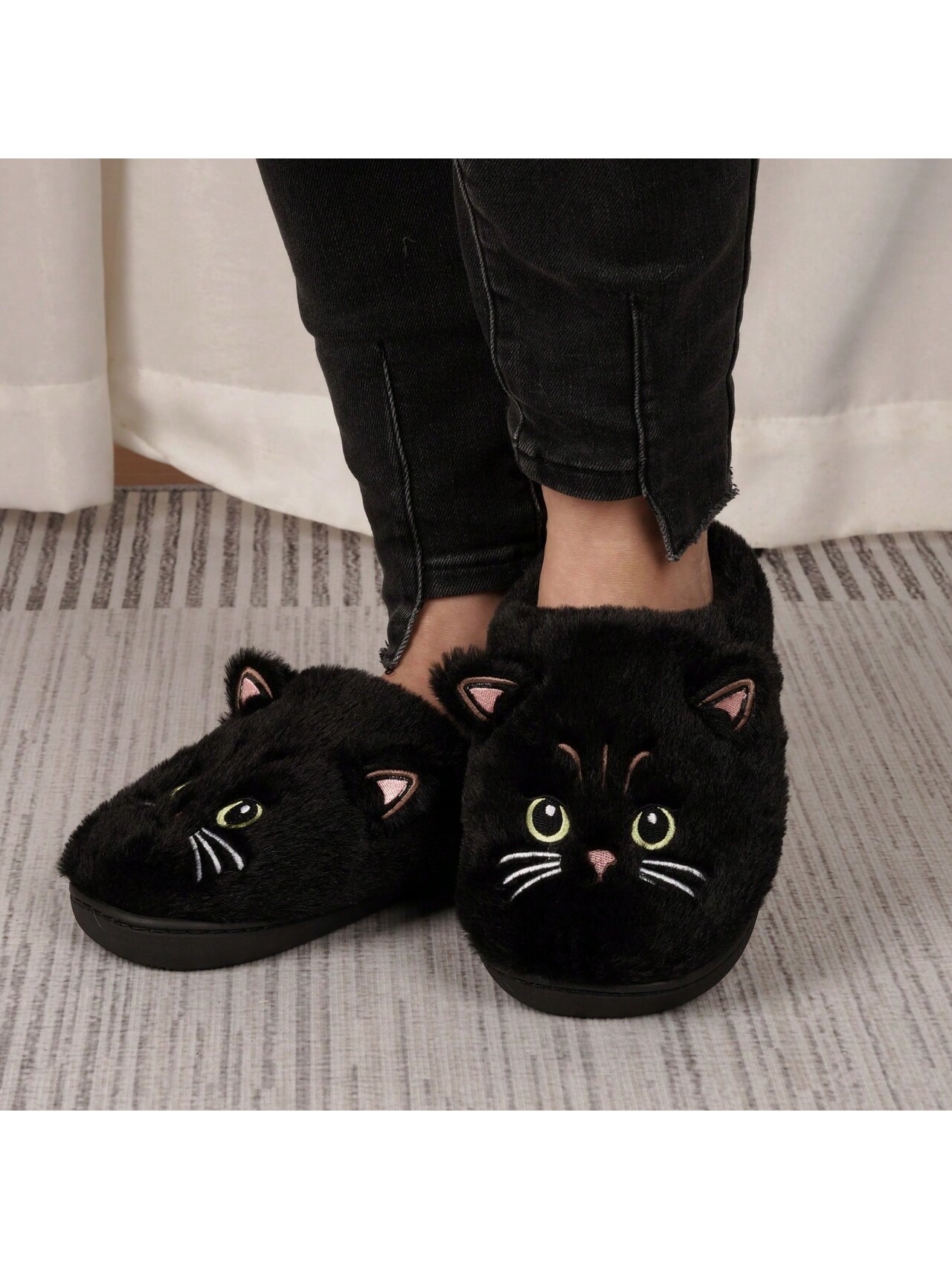 In Black Women Home Slippers