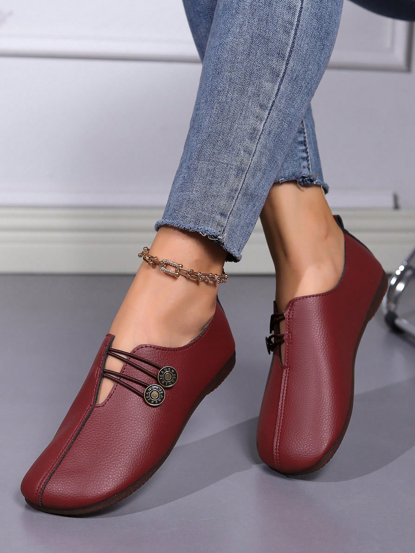 In Burgundy Women Flats