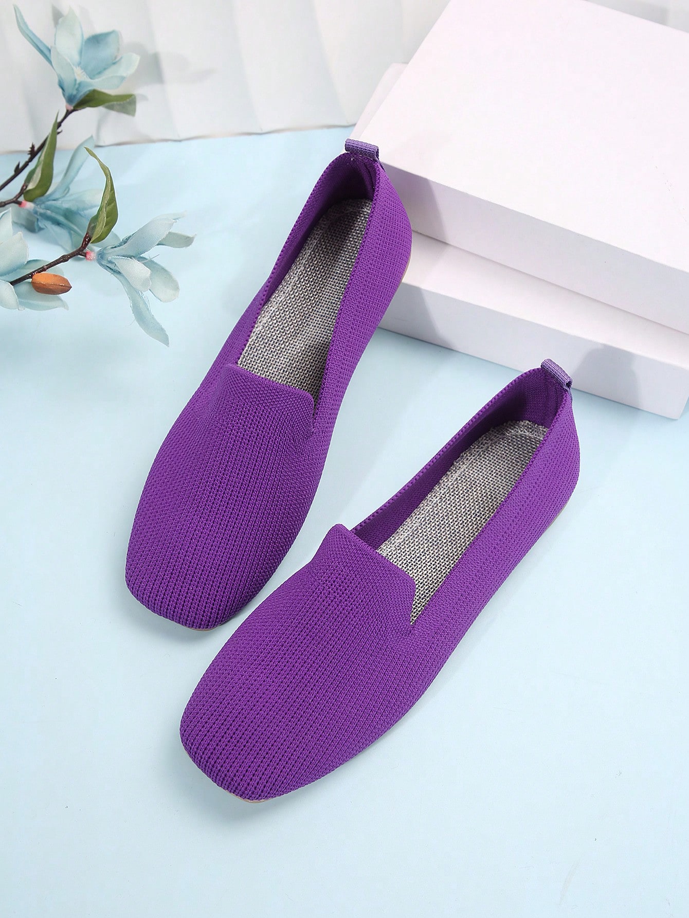 Women Flats