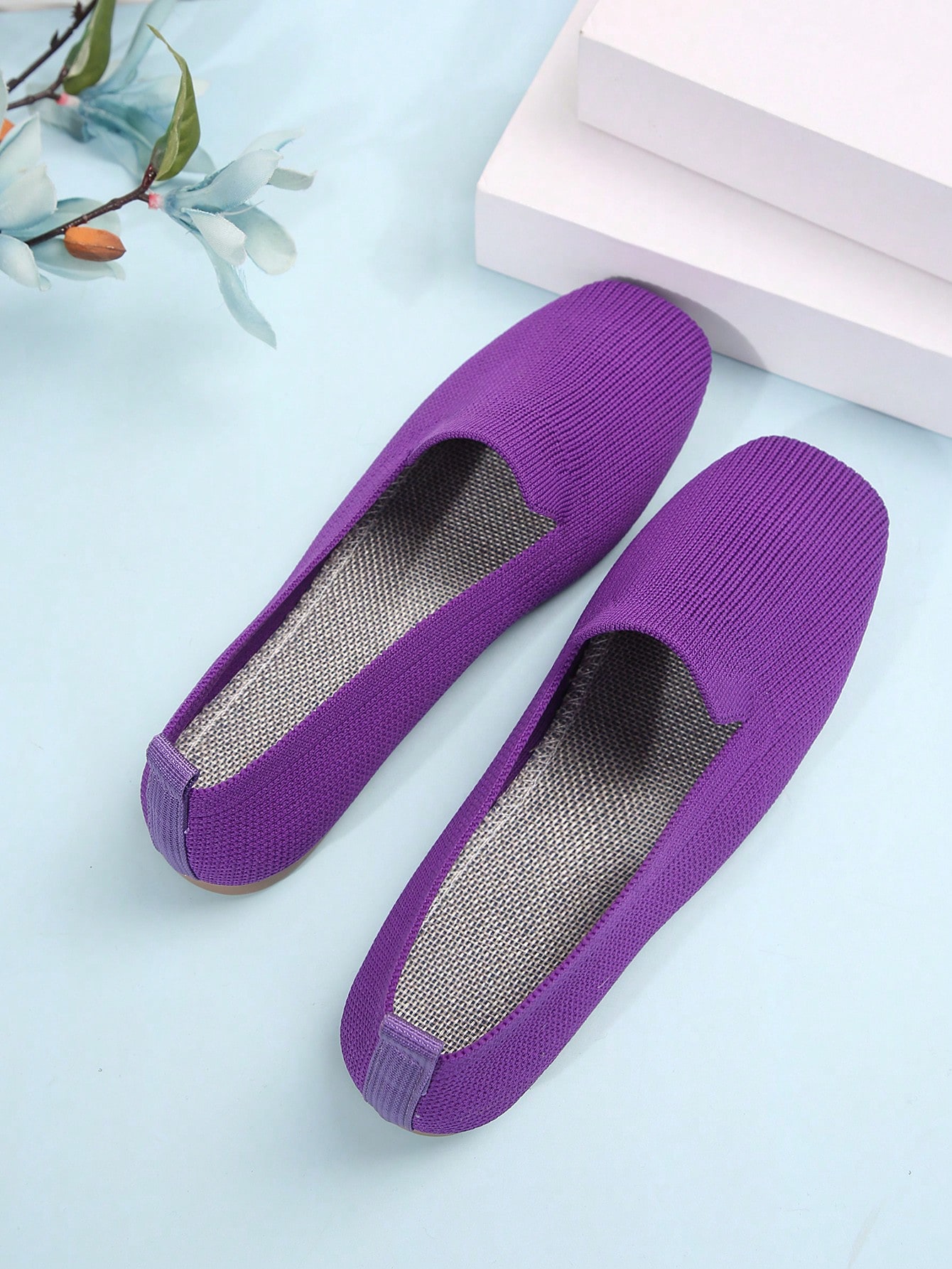 Women Flats