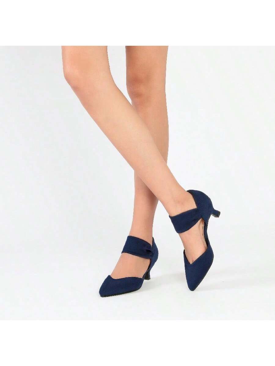 In Navy Blue Women Pumps