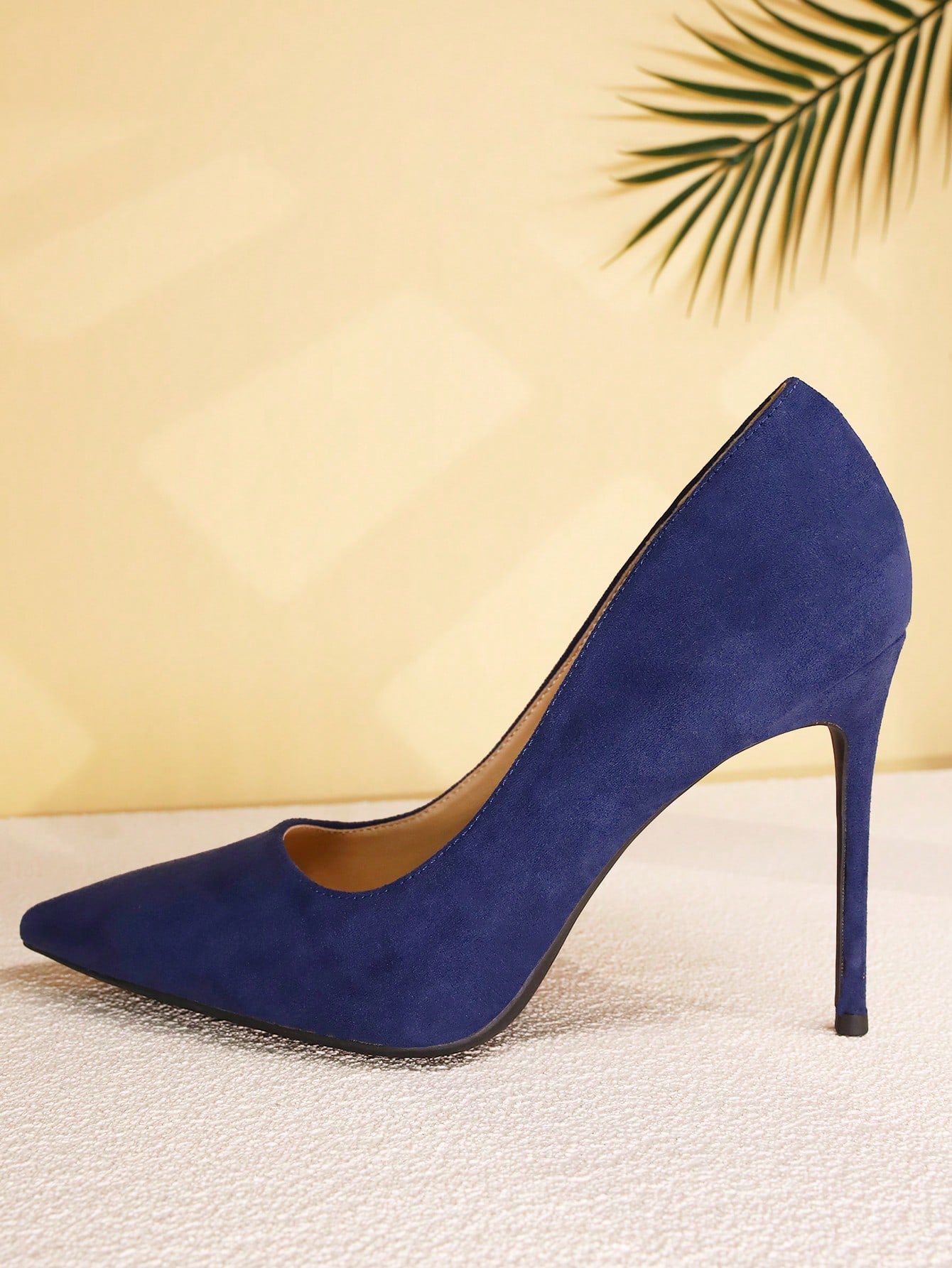 In Navy Blue Women Pumps