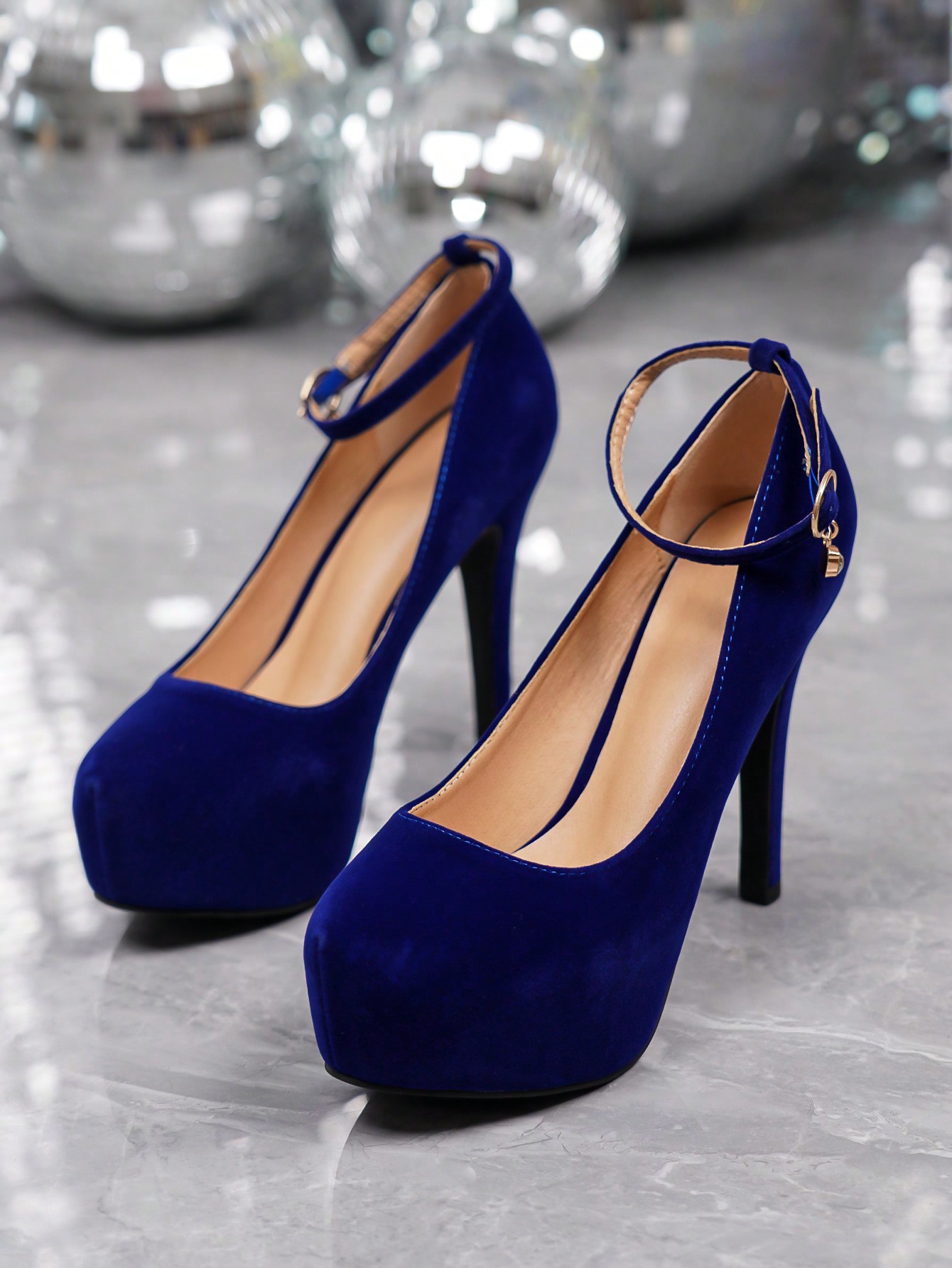 In Blue Women Pumps