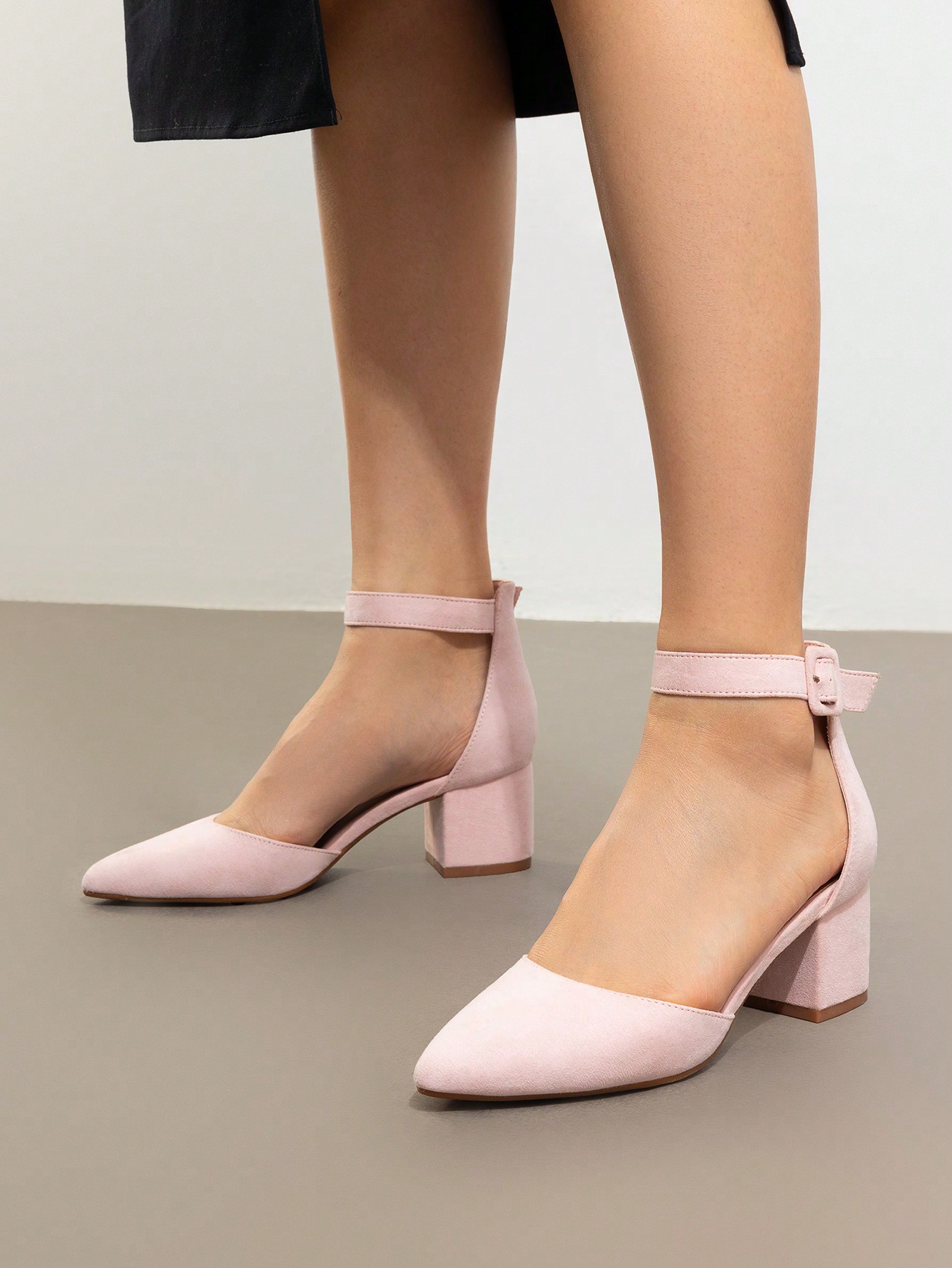 In Pink Women Pumps