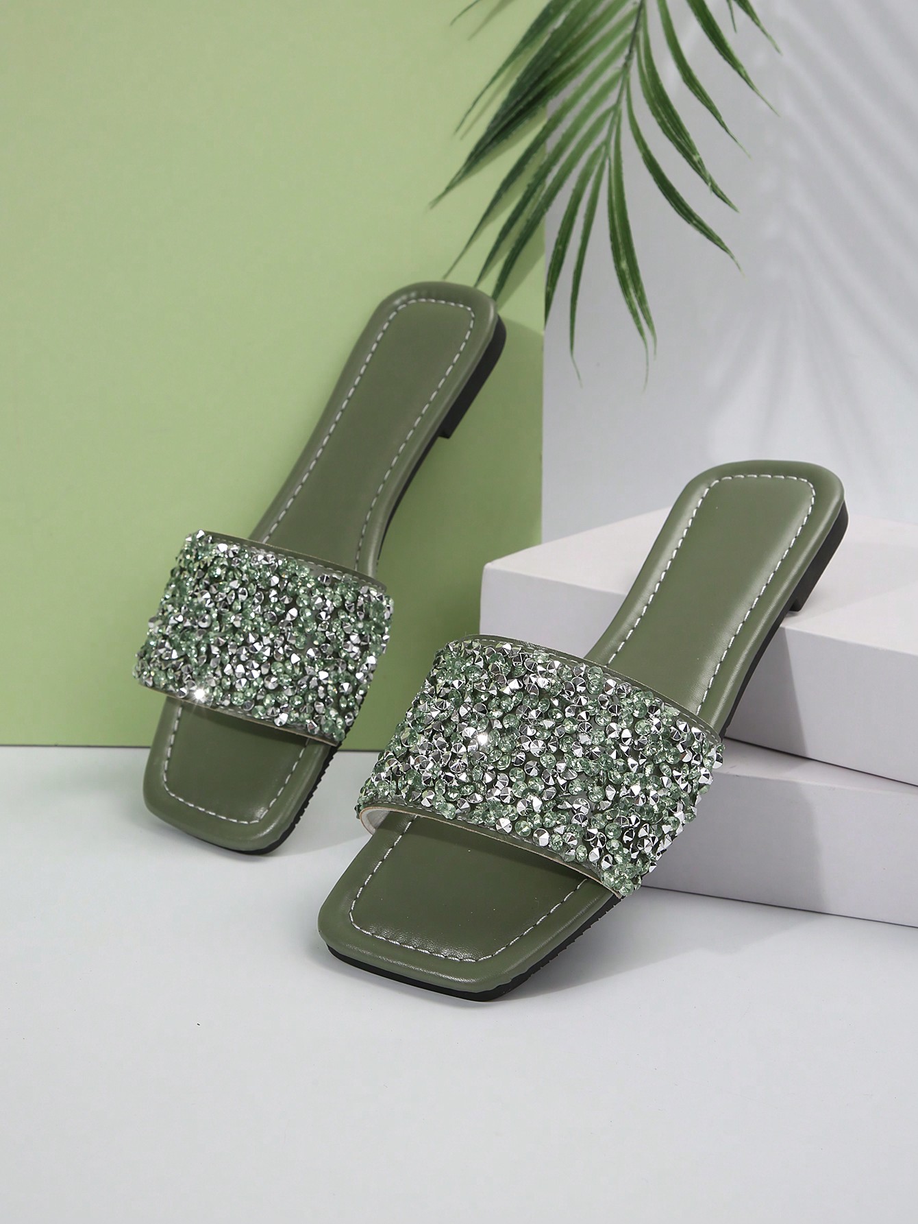 In Green Women Flat Sandals