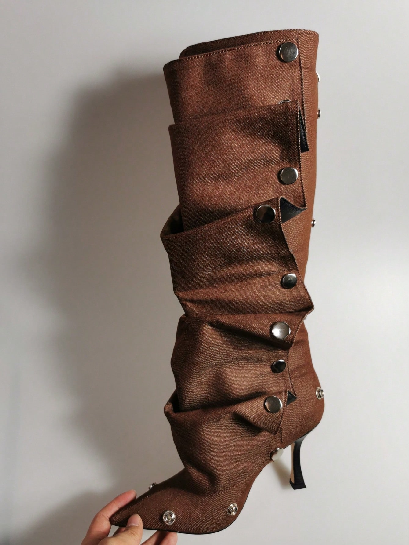 In Coffee Brown Women Fashion Boots