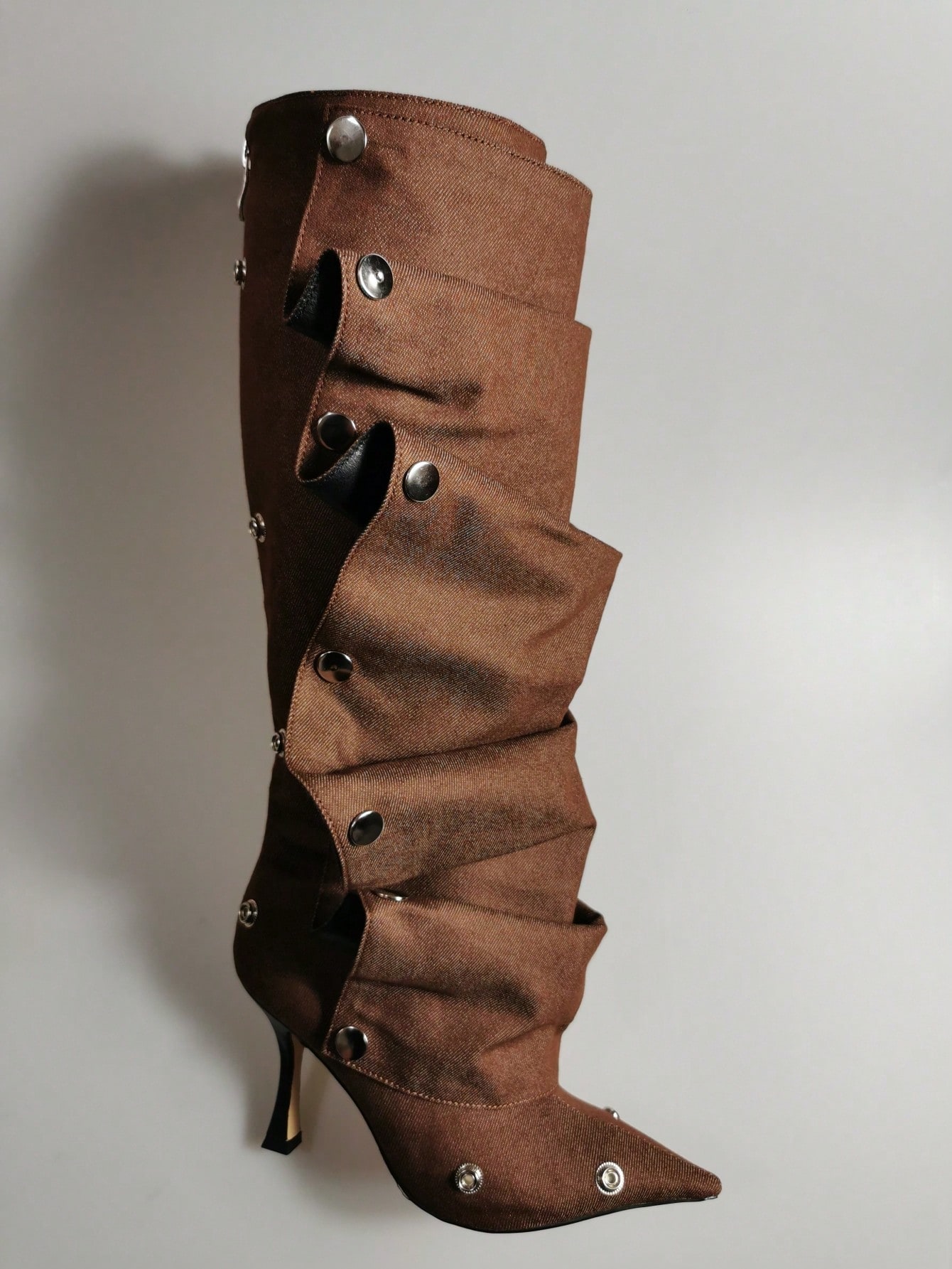 In Coffee Brown Women Fashion Boots