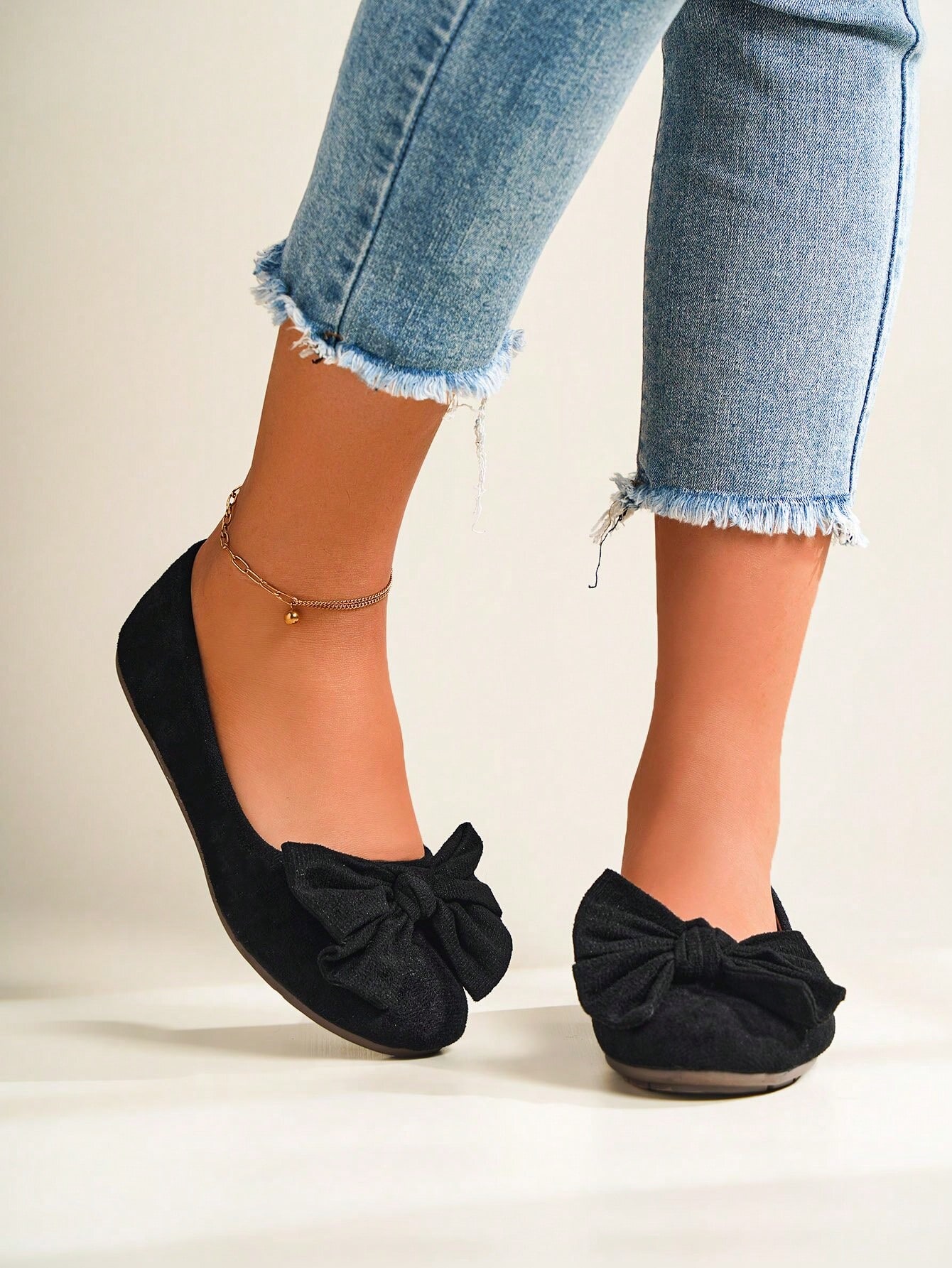 In Black Women Flats