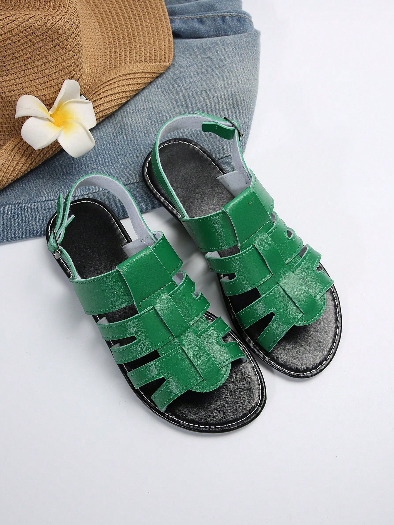 In Green Women Flat Sandals