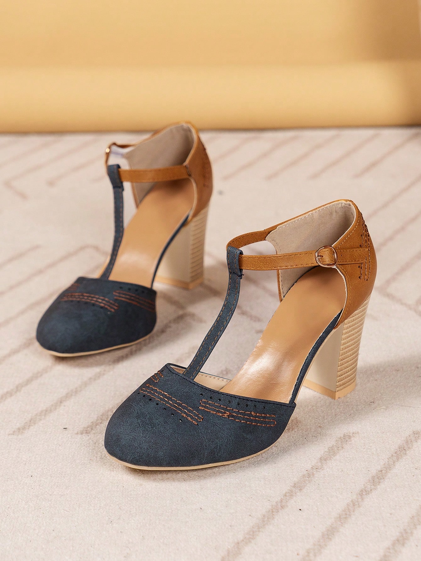 In Blue Women Pumps