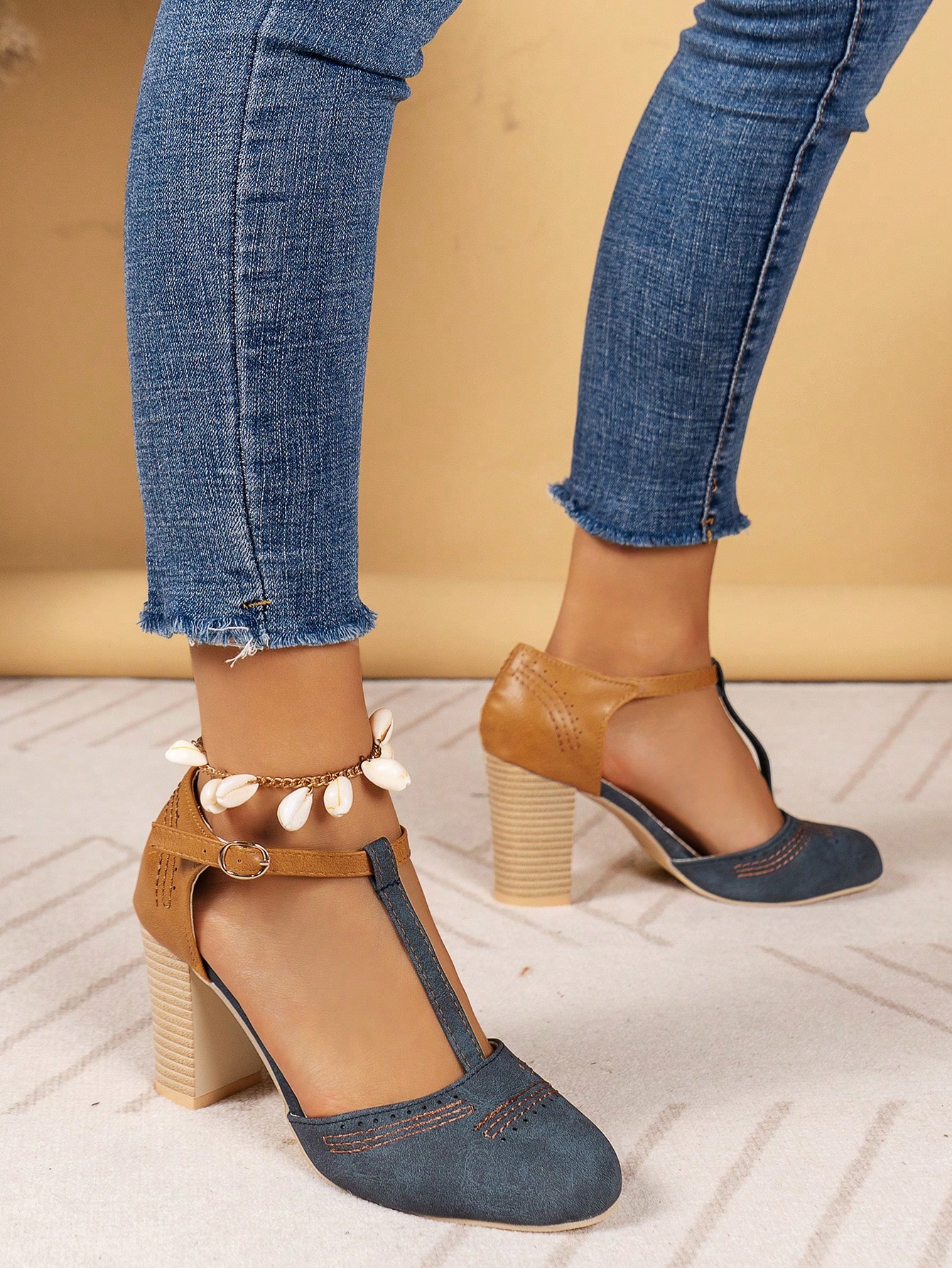 In Blue Women Pumps