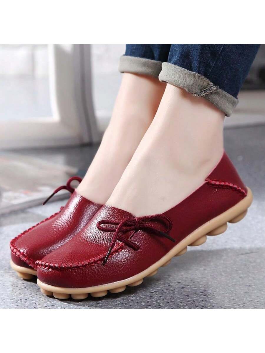 In Burgundy Women Flats