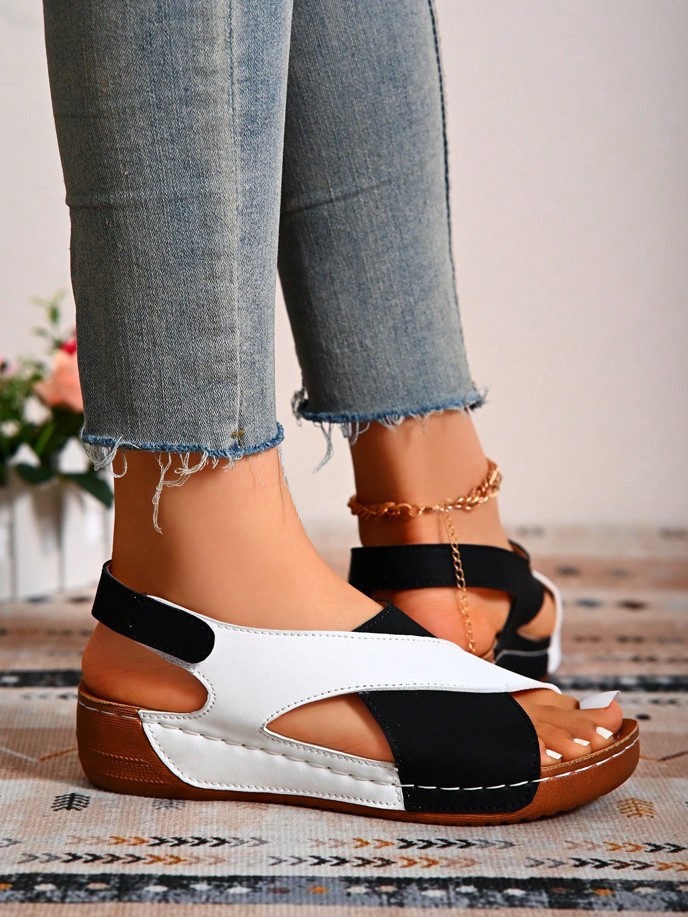 In Black and White Women Sandals