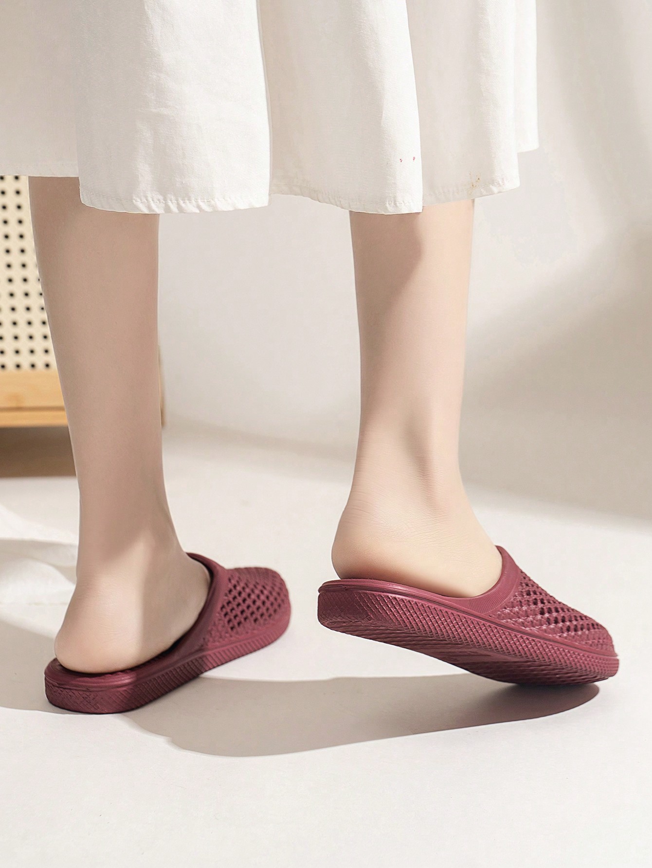 In Burgundy Women Shoes