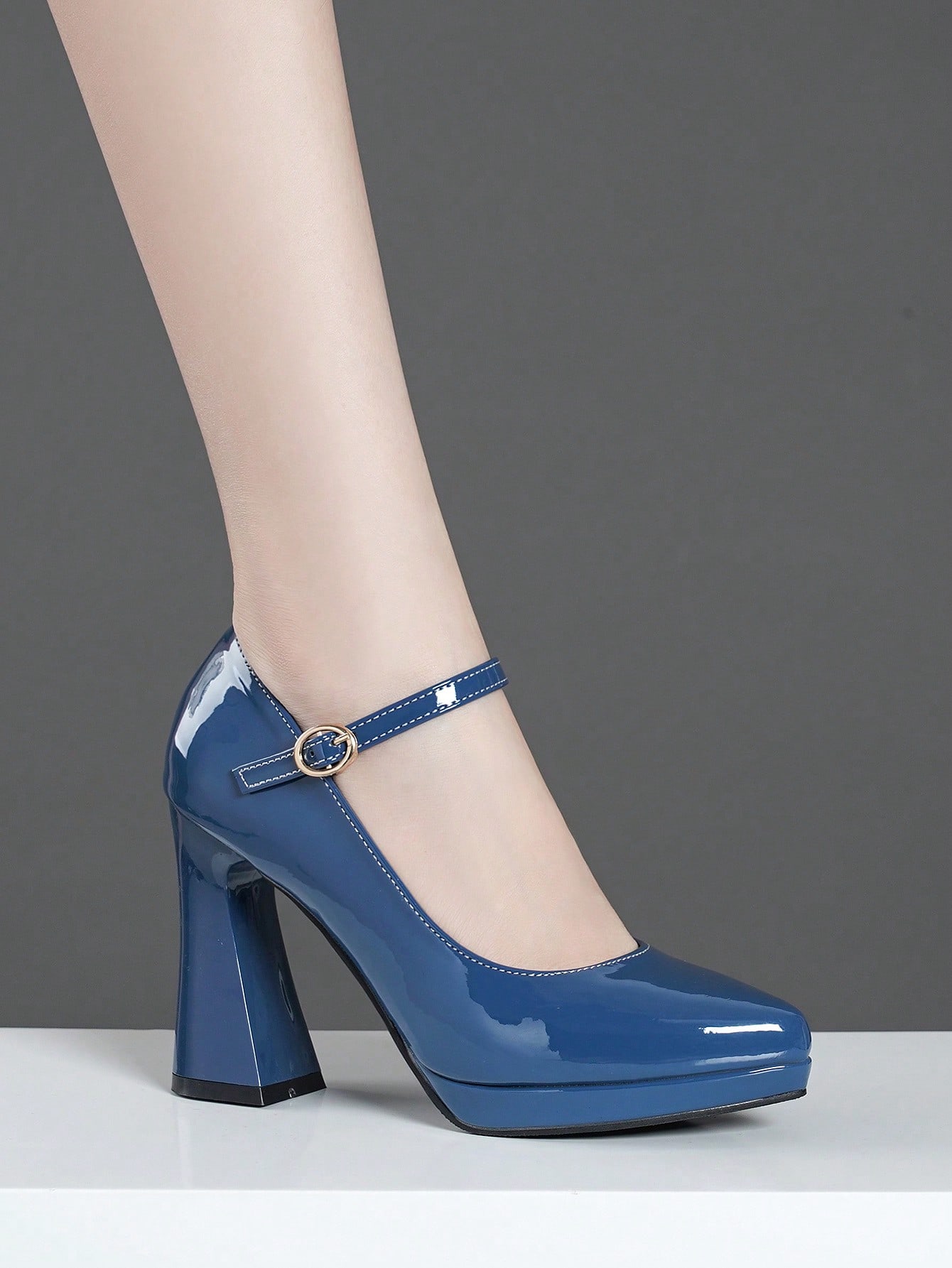 In Blue Women Pumps