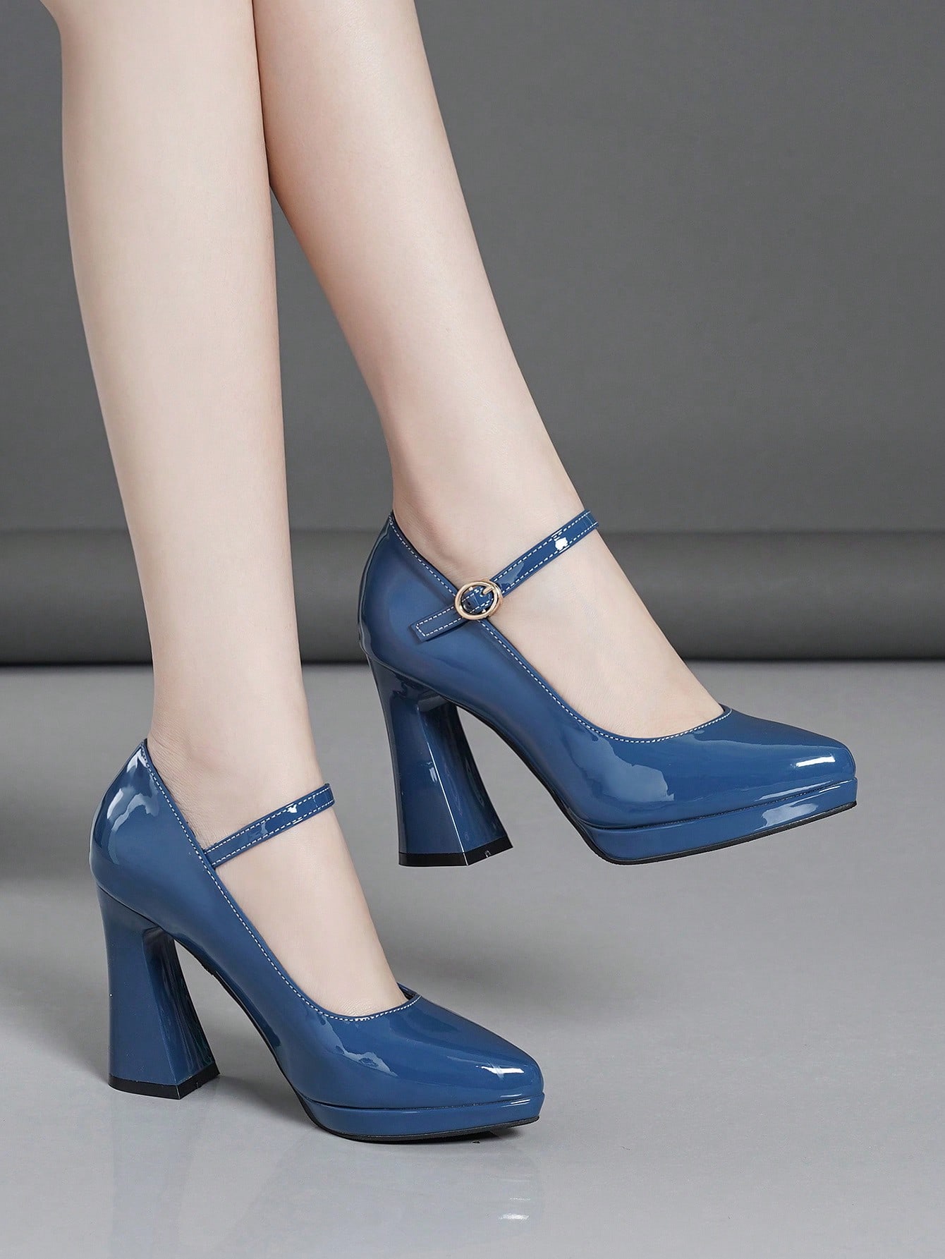 In Blue Women Pumps