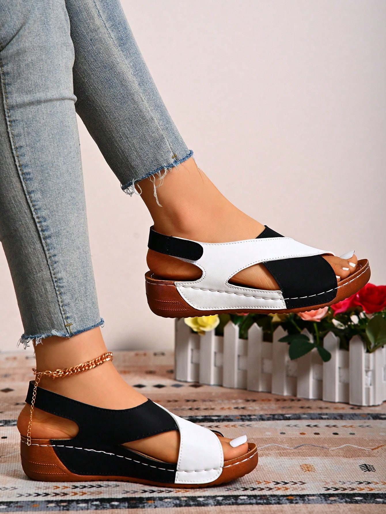 In Black and White Women Sandals