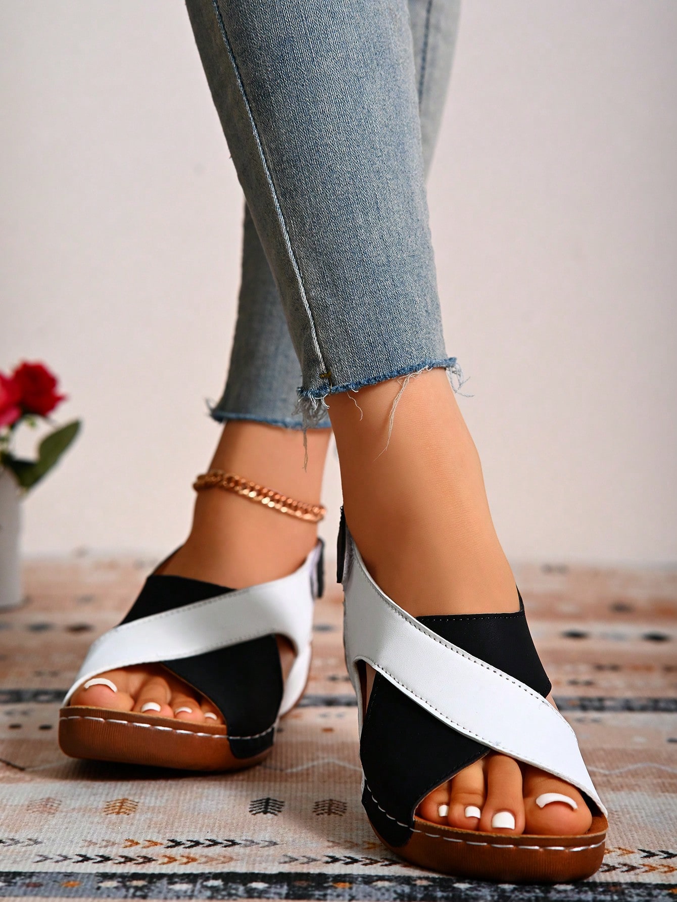 In Black and White Women Sandals