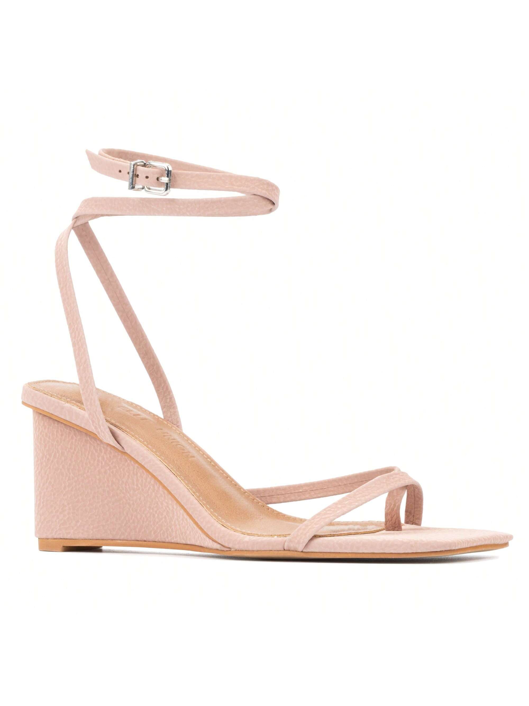 In Baby Pink Women Heeled Sandals