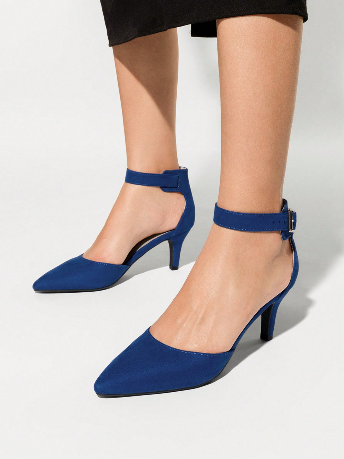 In Royal Blue Women Pumps