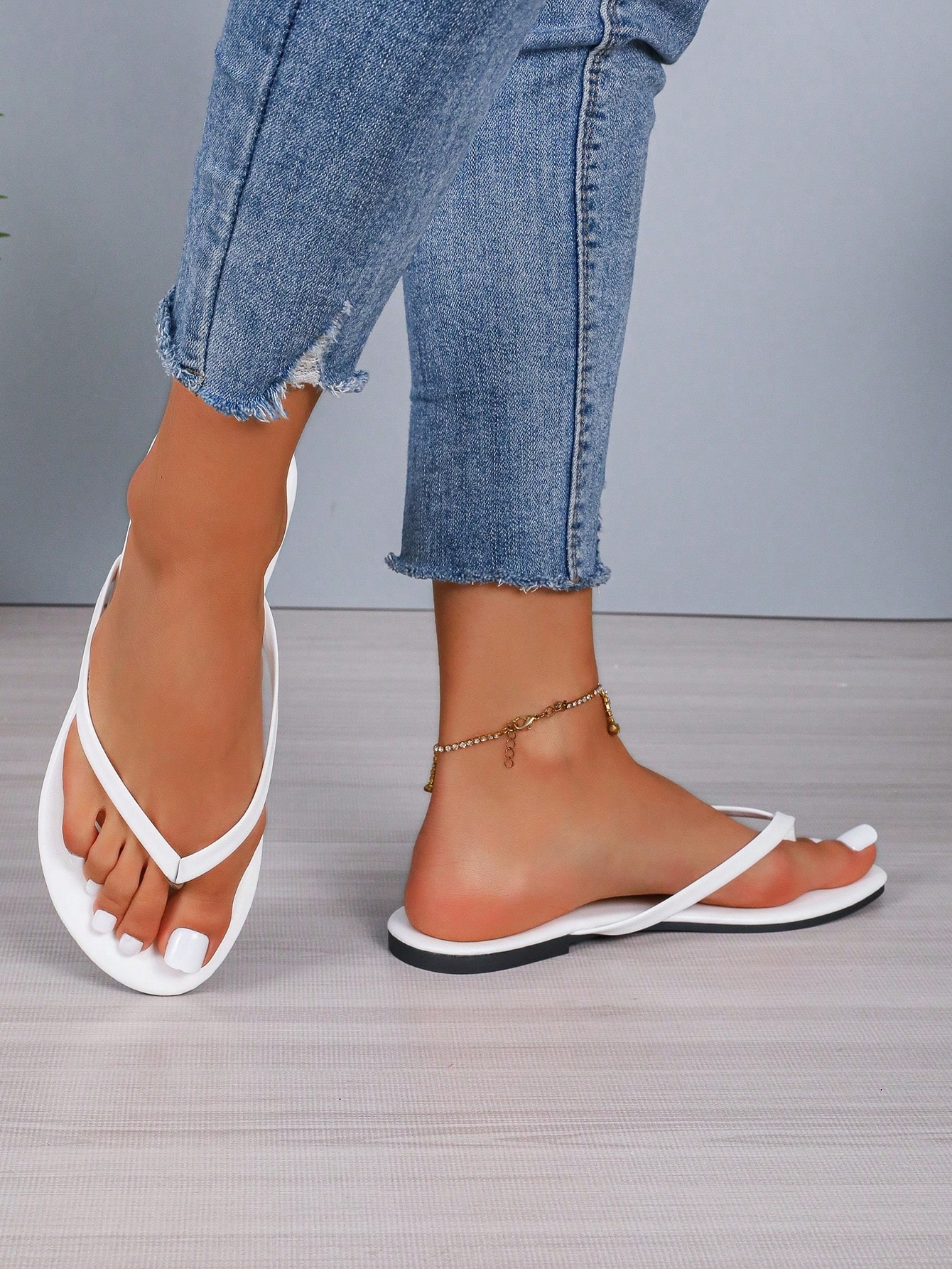 In White Women Flat Sandals